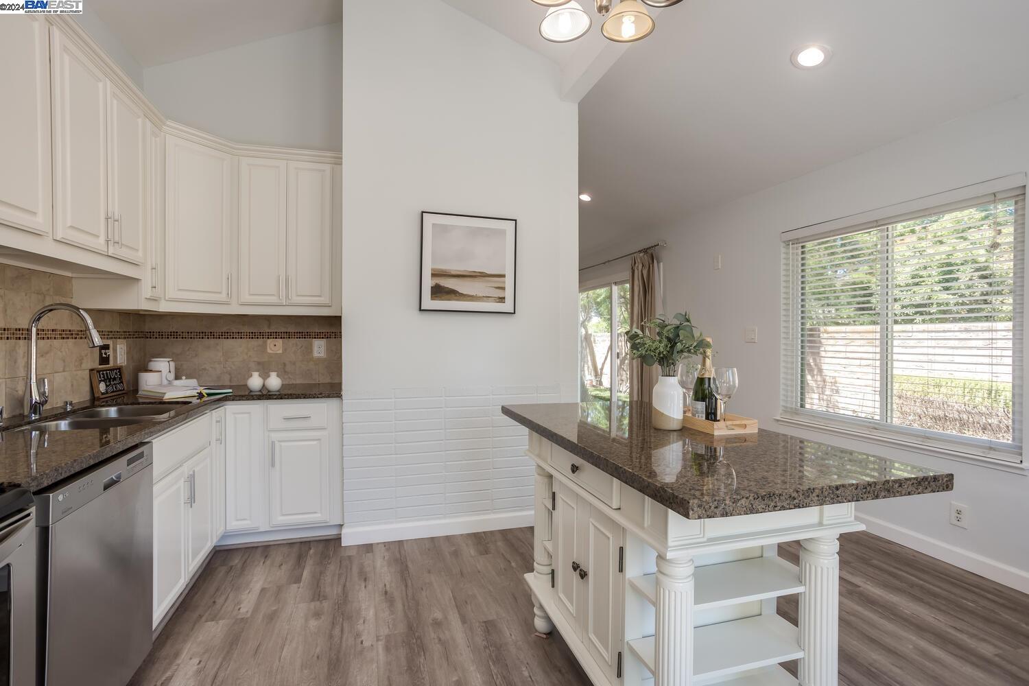 5100 Ipswich Ct