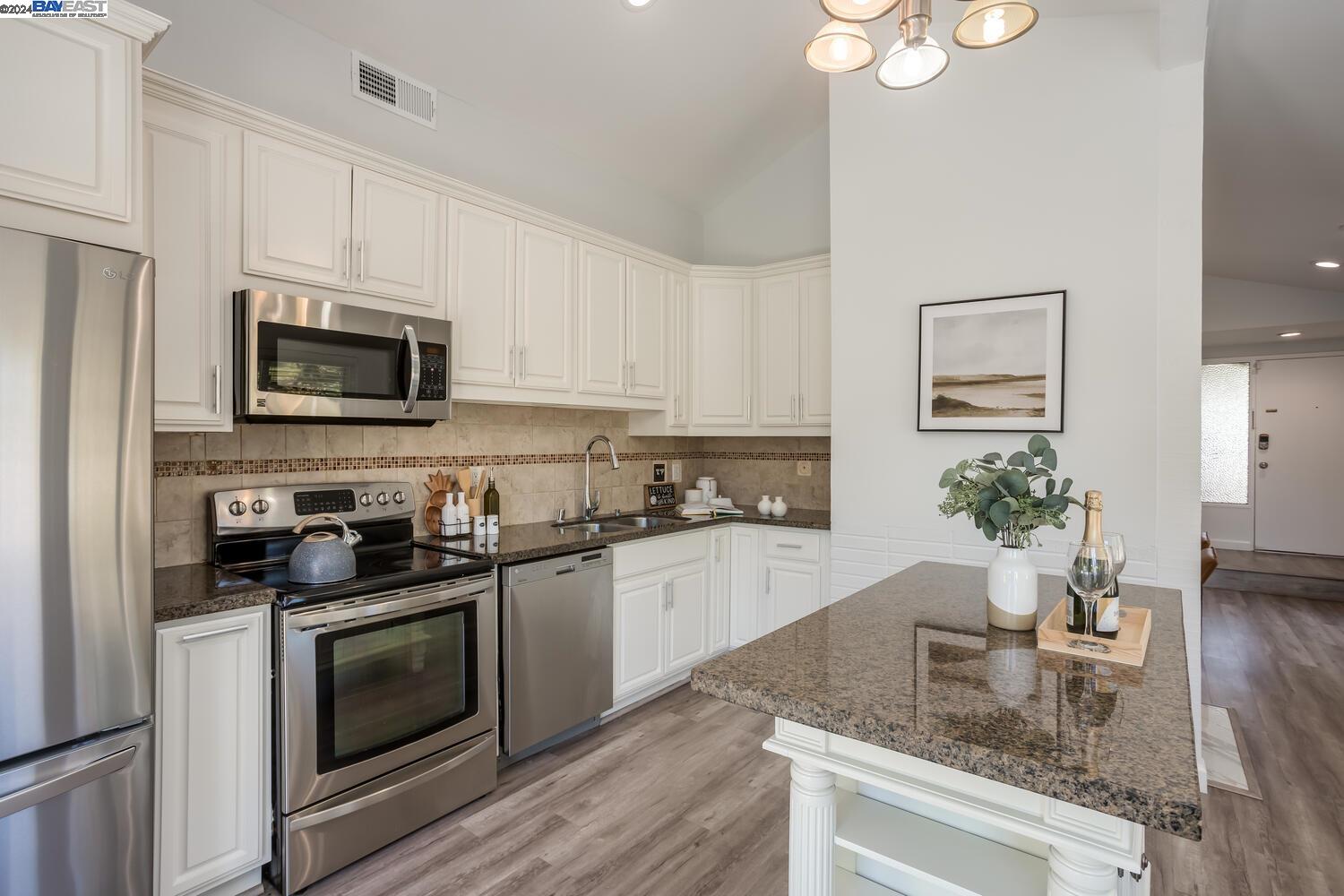 5100 Ipswich Ct