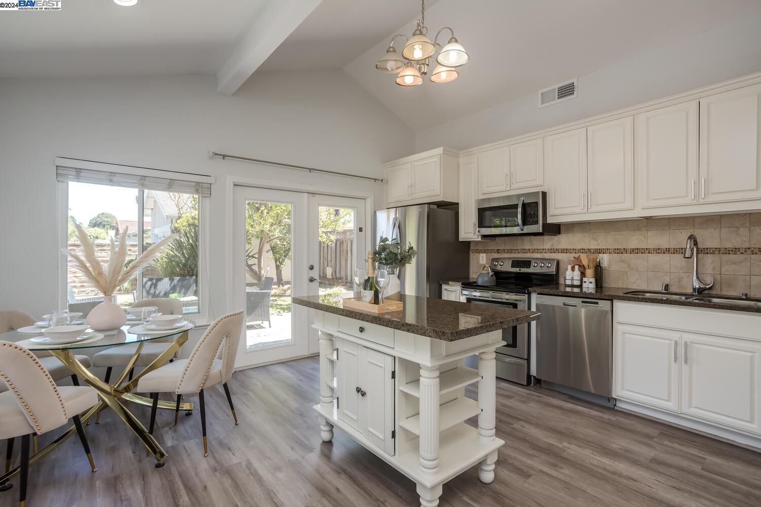5100 Ipswich Ct