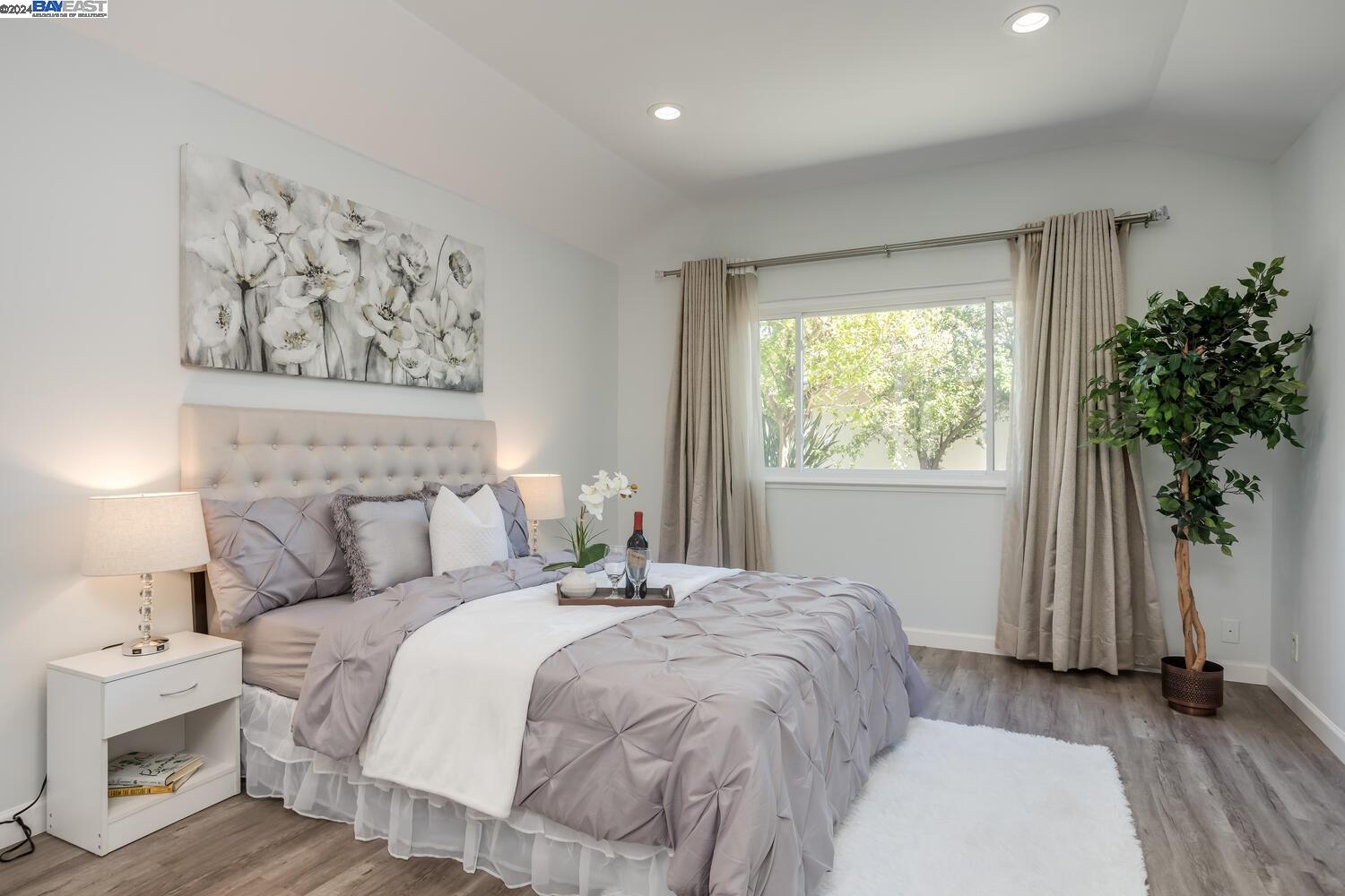 5100 Ipswich Ct