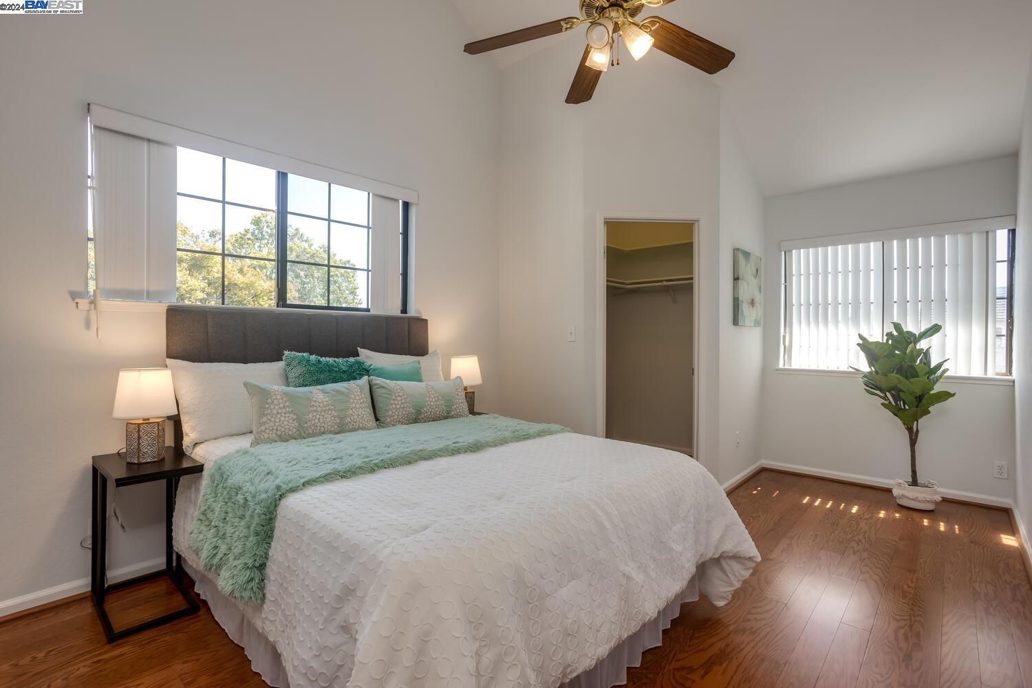 5043 Abbotford Ct