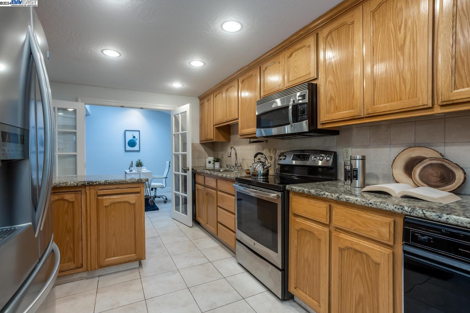 5043 Abbotford Ct