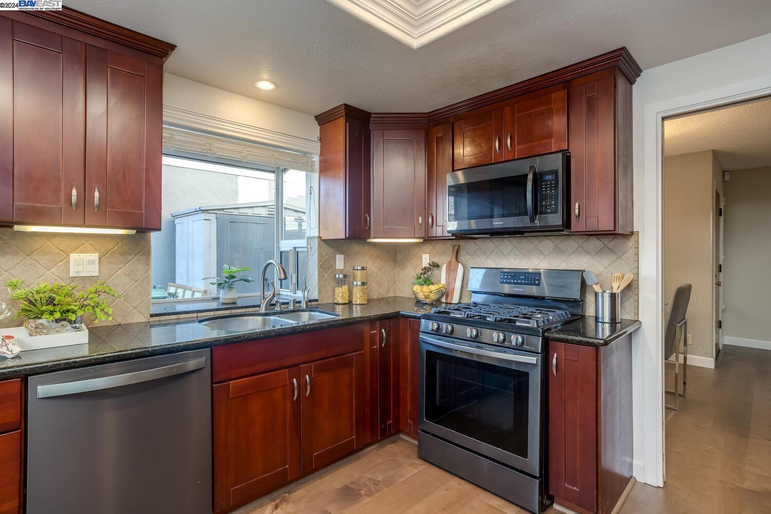 34512 Willbridge Ter