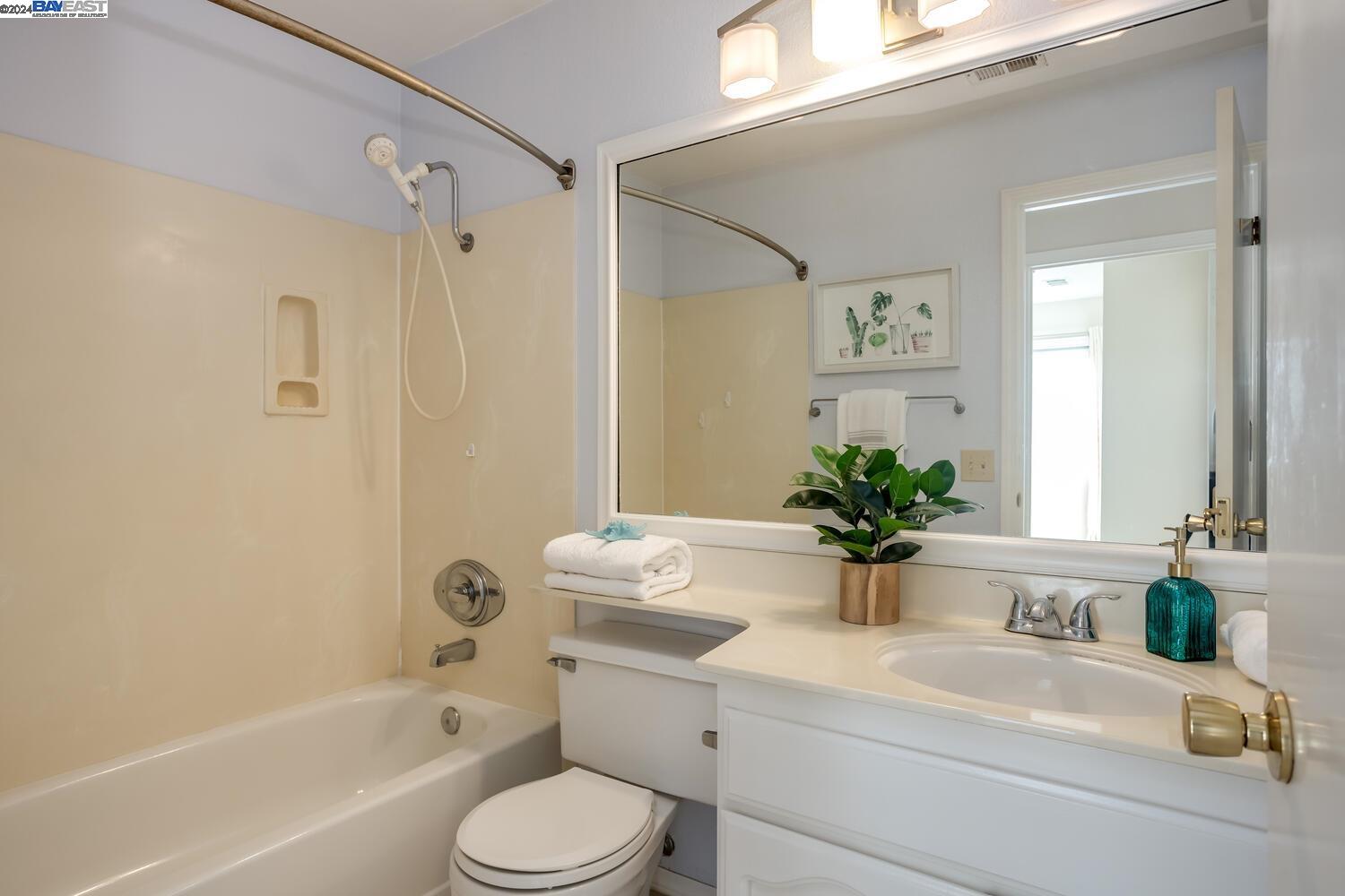 34512 Willbridge Ter