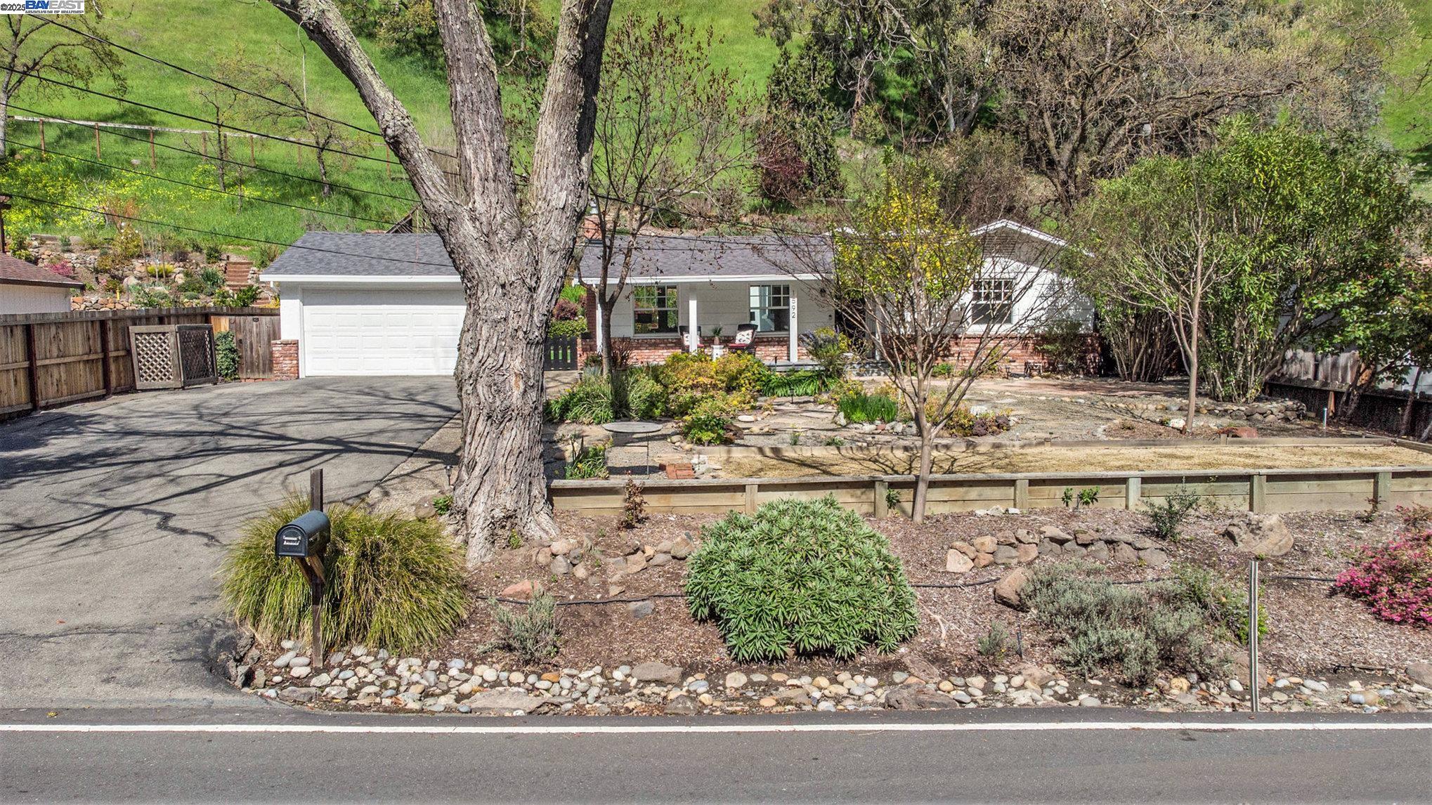 1592 SPRINGBROOK RD
