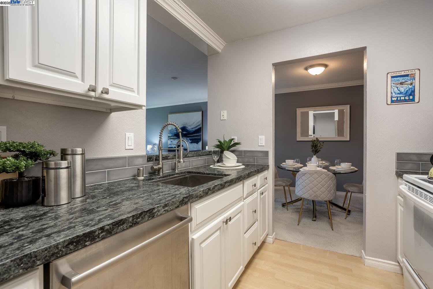 39887 Cedar Blvd # 253
