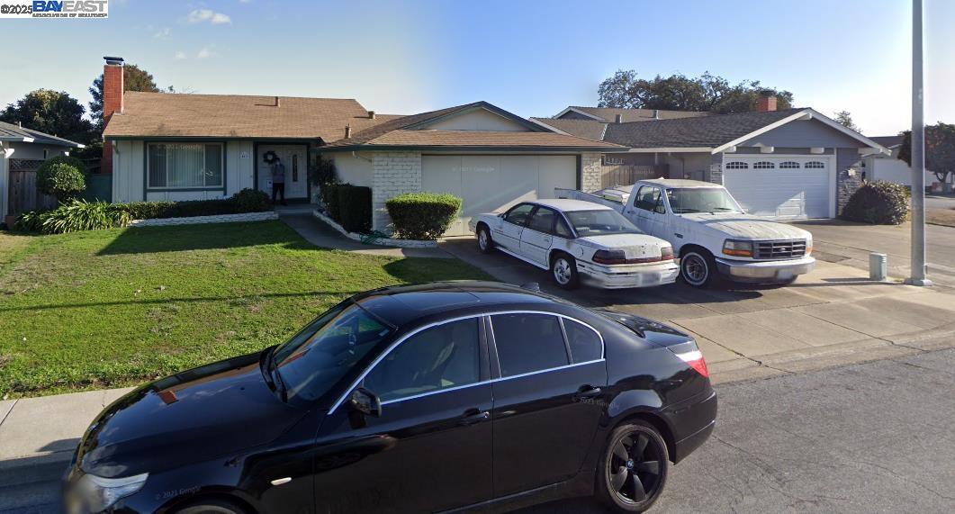 4432 Dali St
