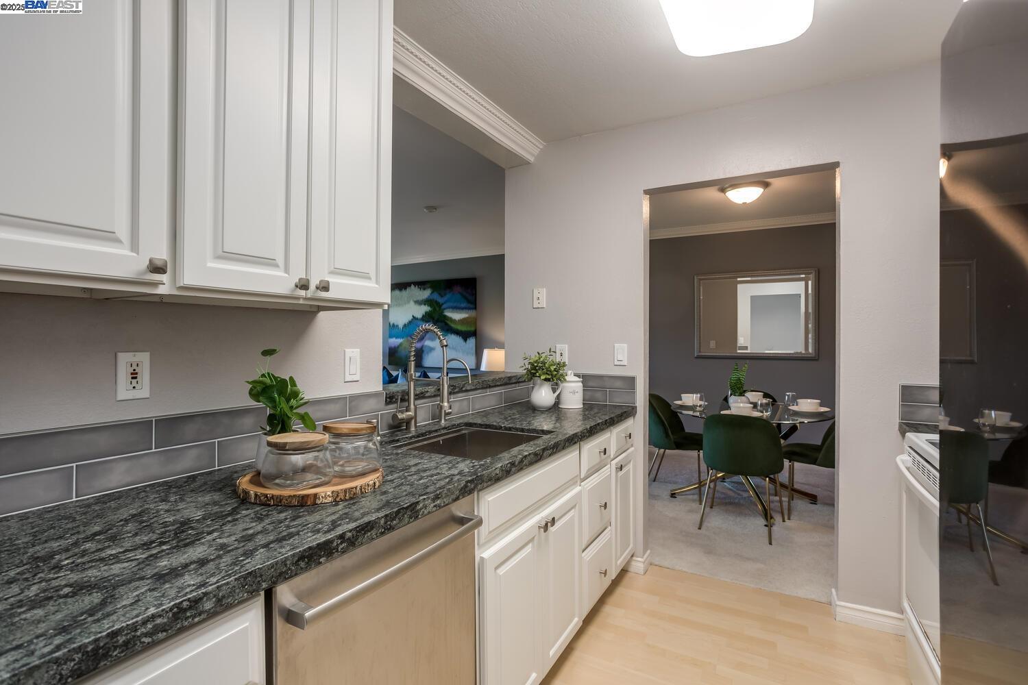 39887 Cedar Blvd # 253