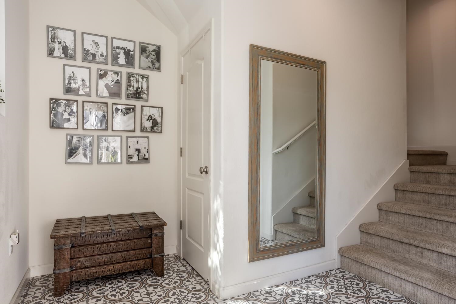 3077 Valley Of Hearts Del Pl # 6