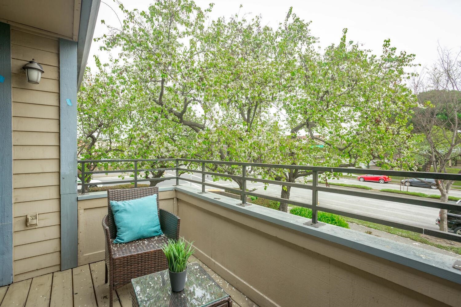 6001 Joaquin Murieta Ave # F