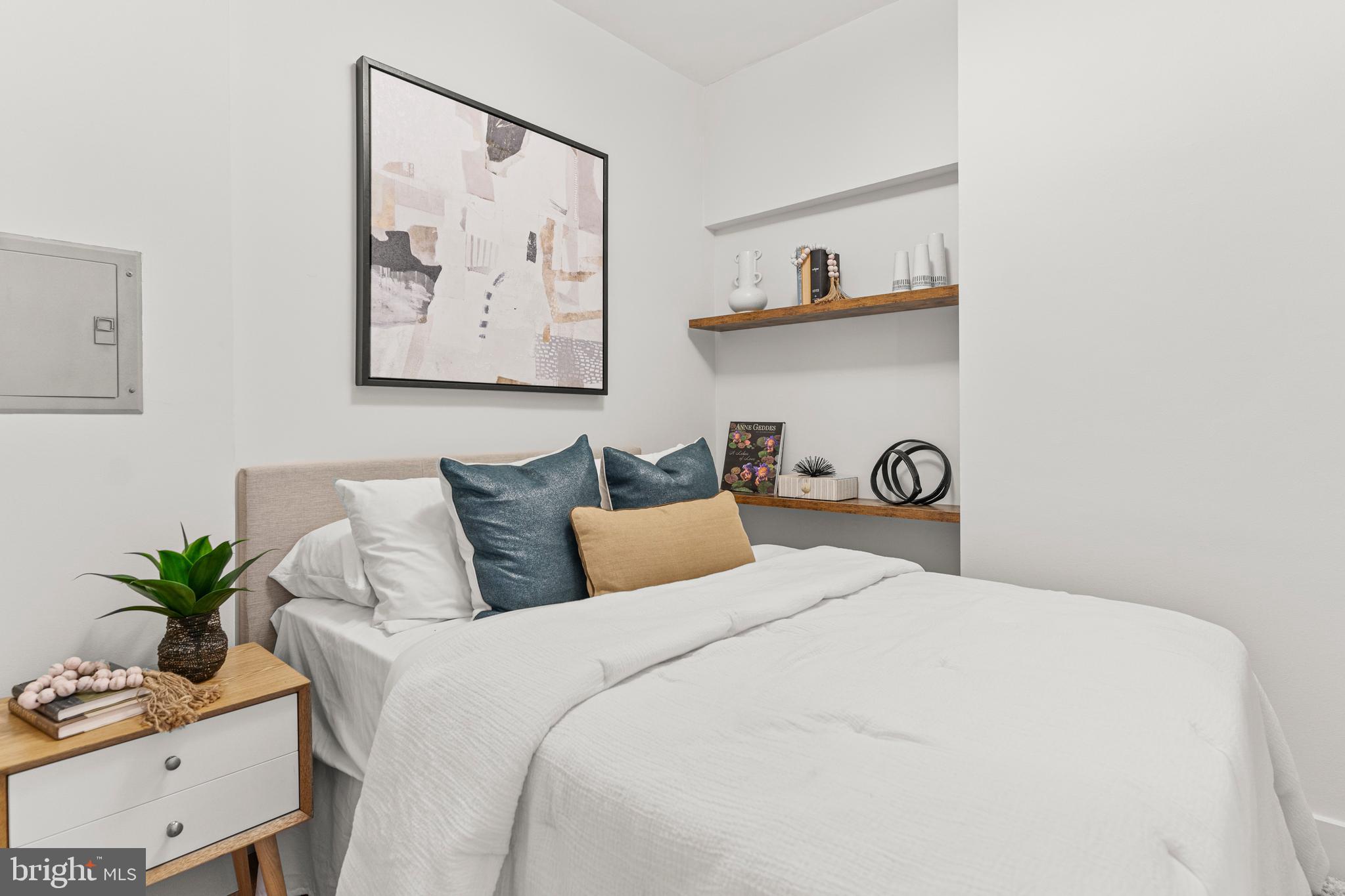 2515 K Street NW Unit: 808