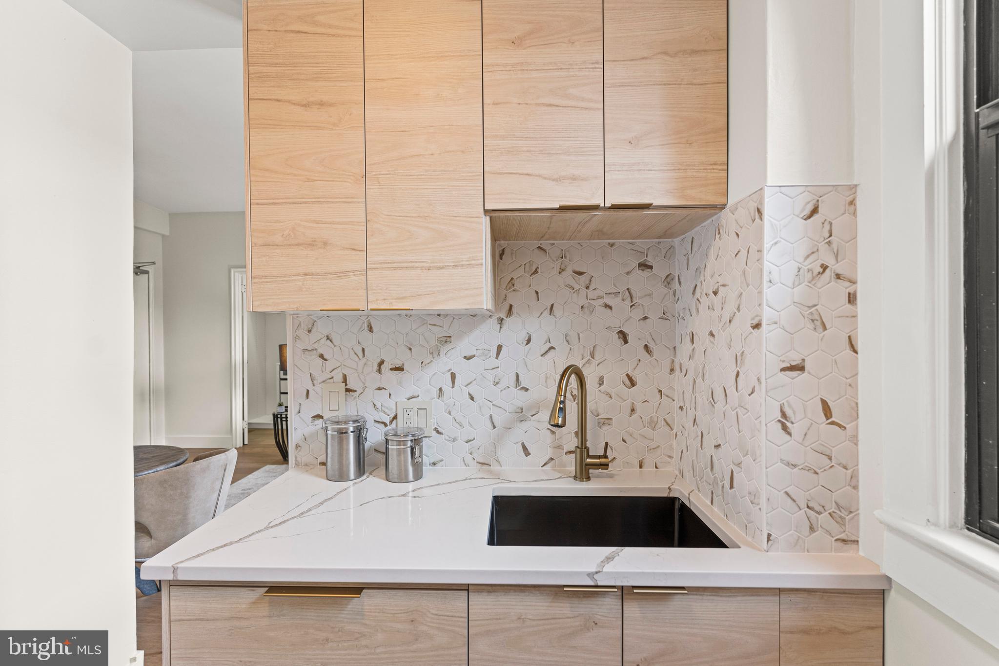 2515 K Street NW Unit: 808