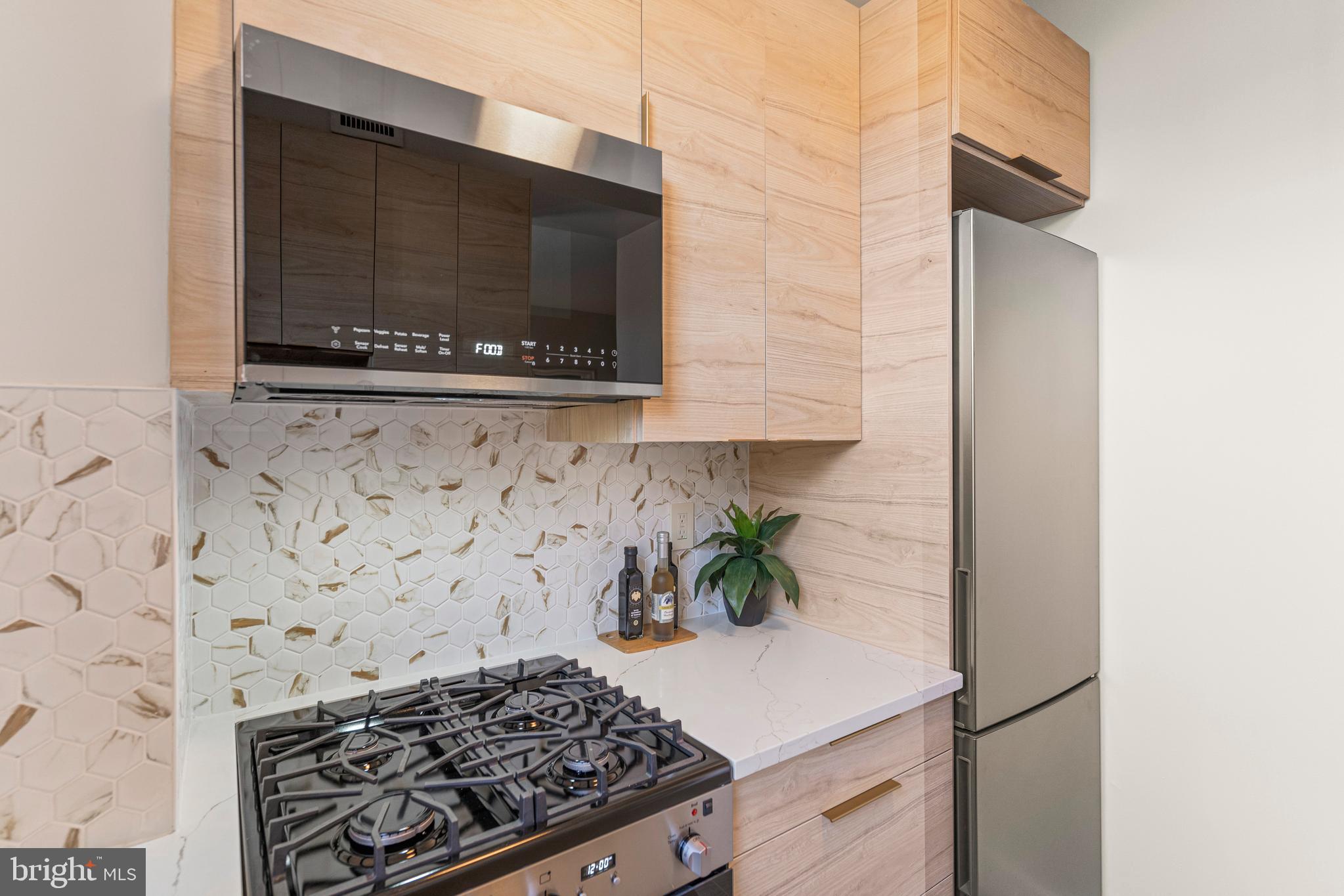 2515 K Street NW Unit: 808