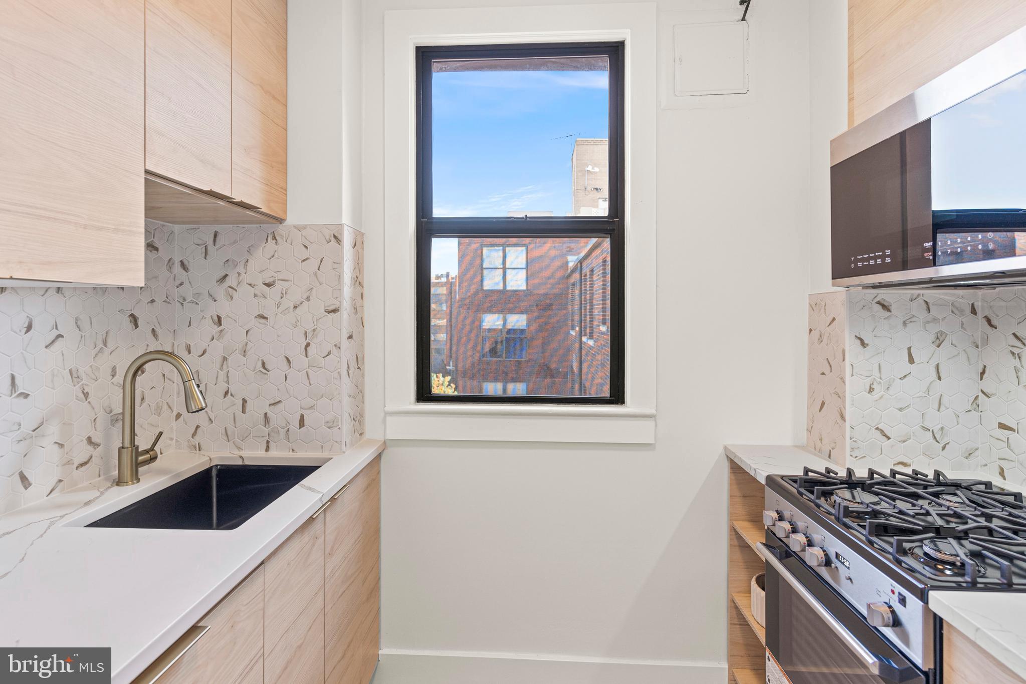 2515 K Street NW Unit: 808