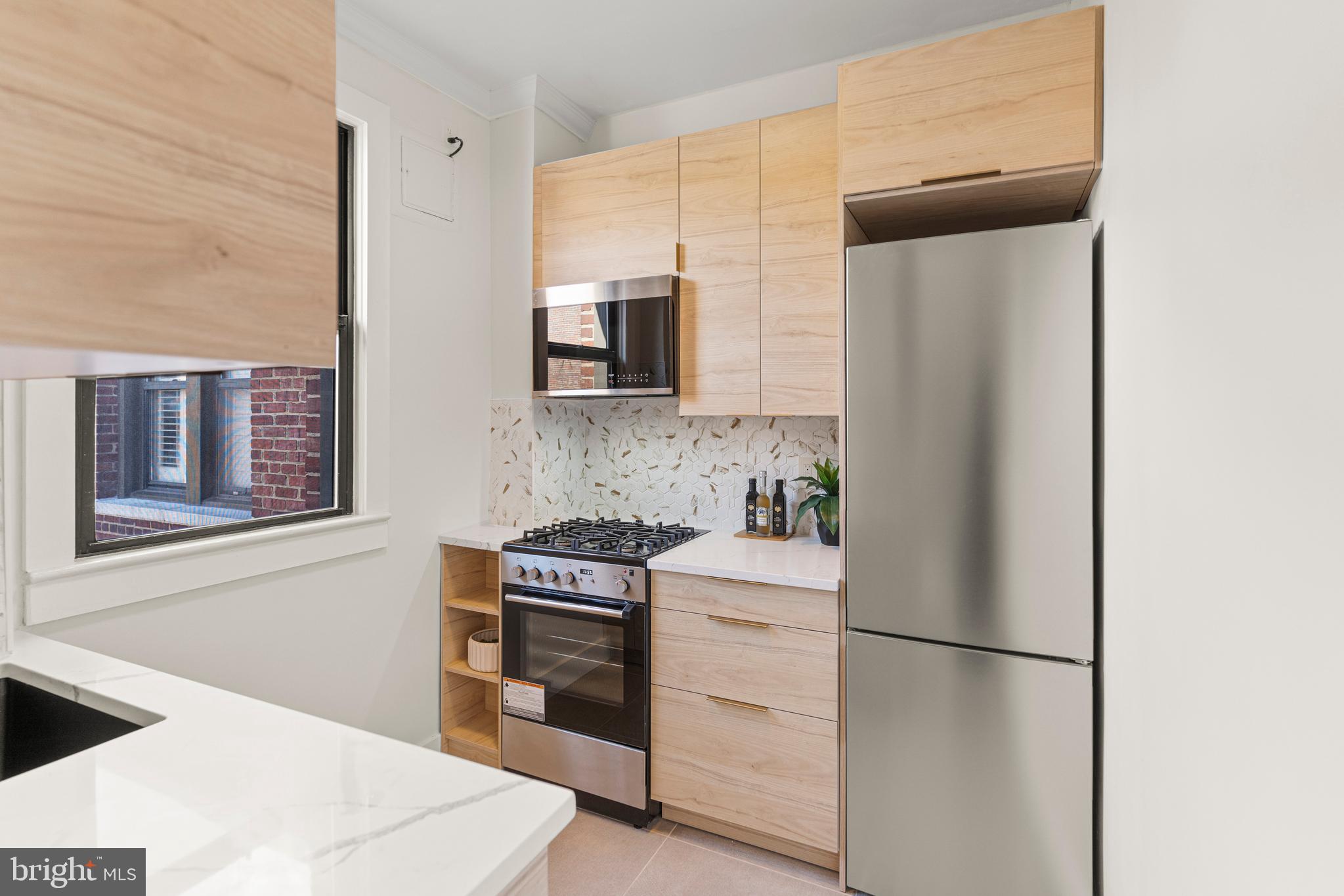 2515 K Street NW Unit: 808
