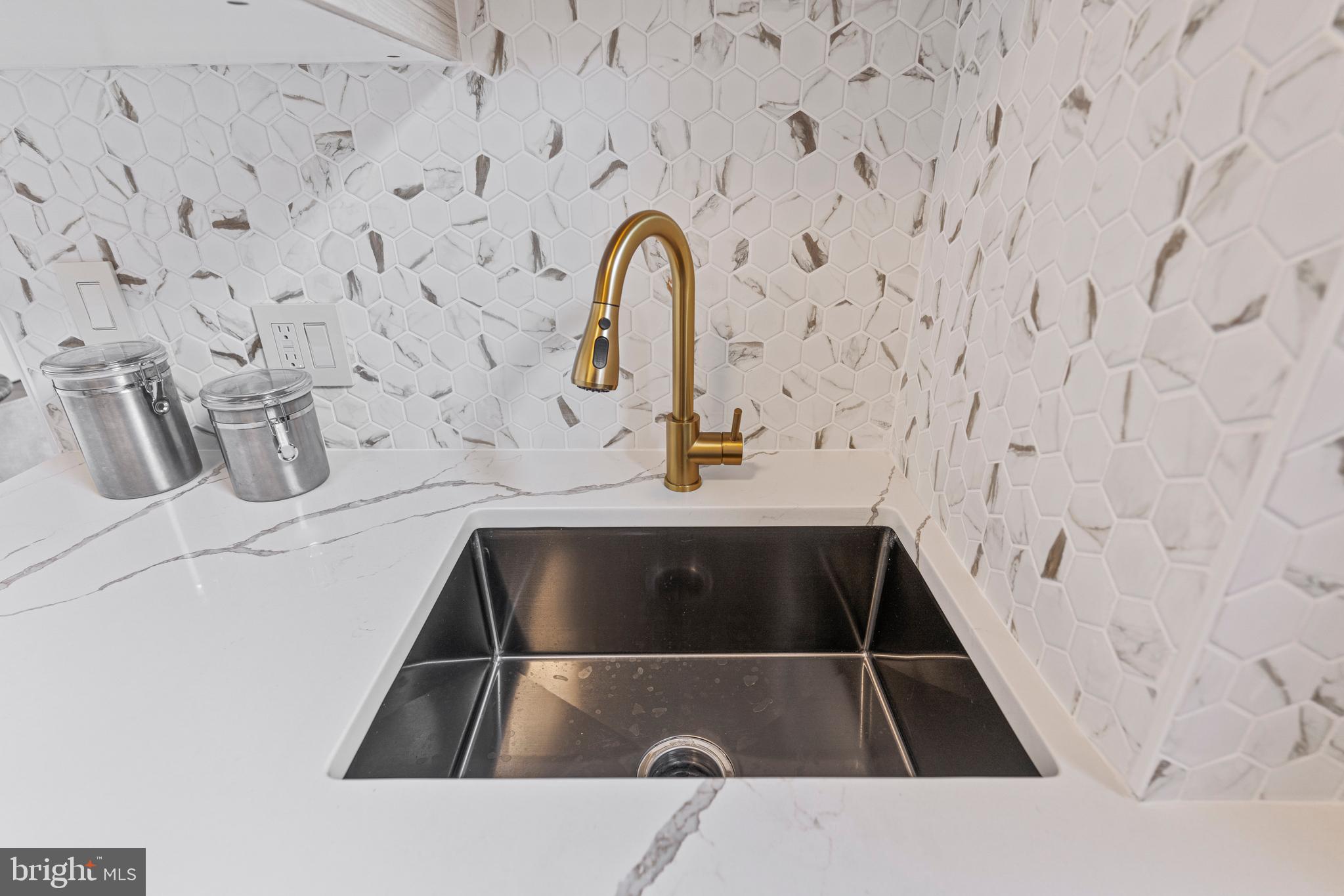 2515 K Street NW Unit: 808