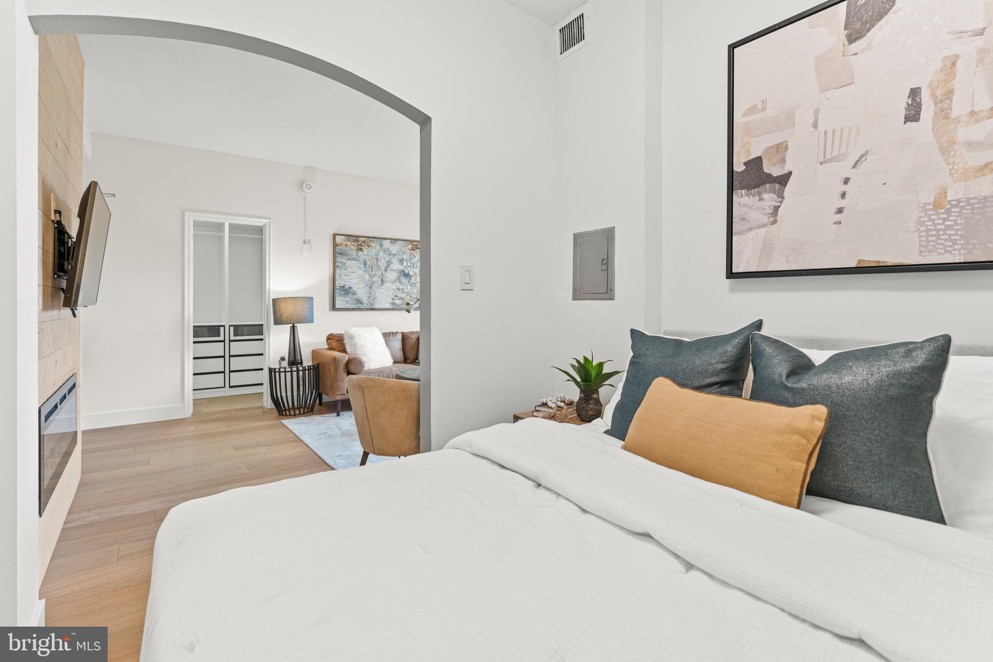2515 K Street NW Unit: 808
