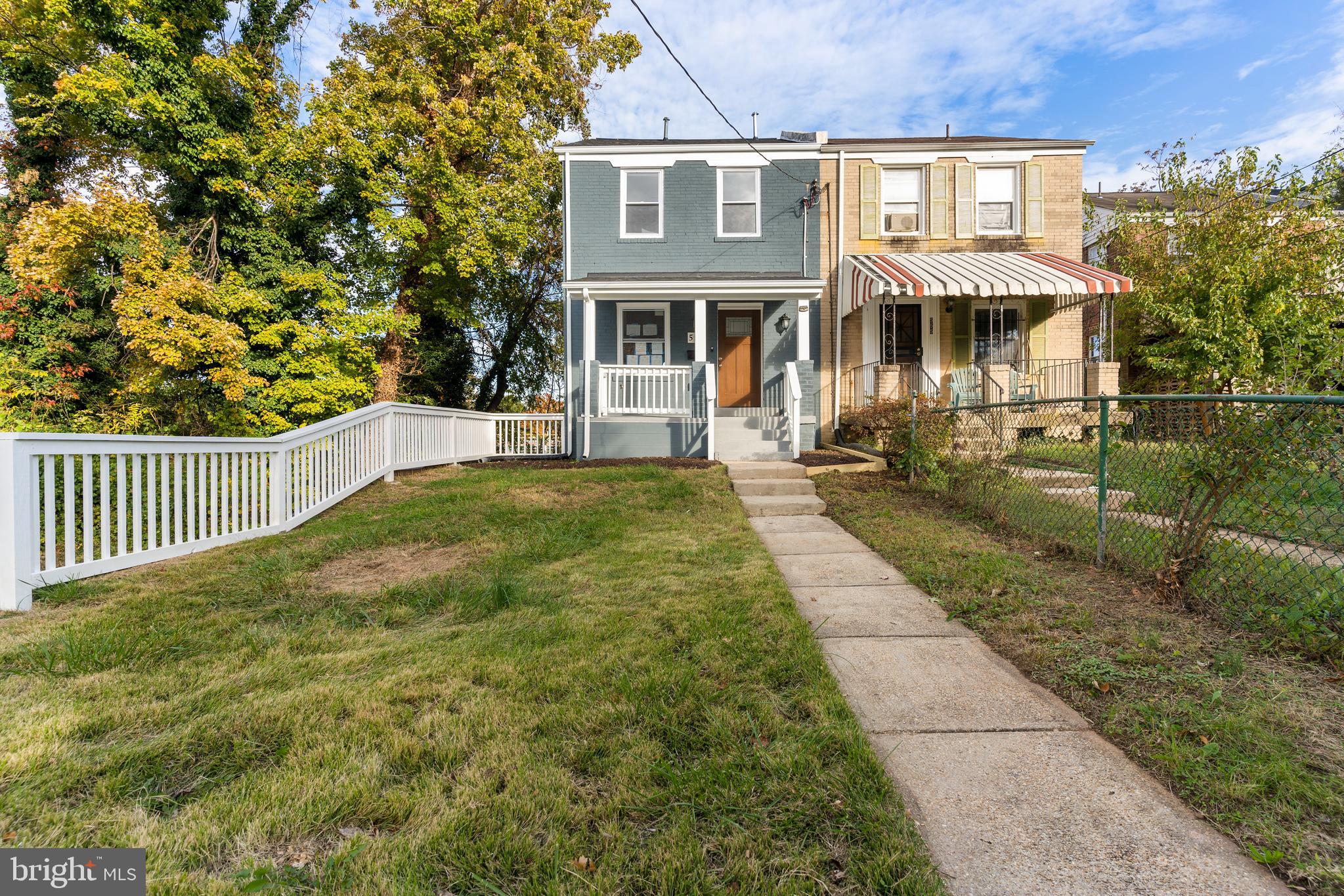 557 47th Street NE
