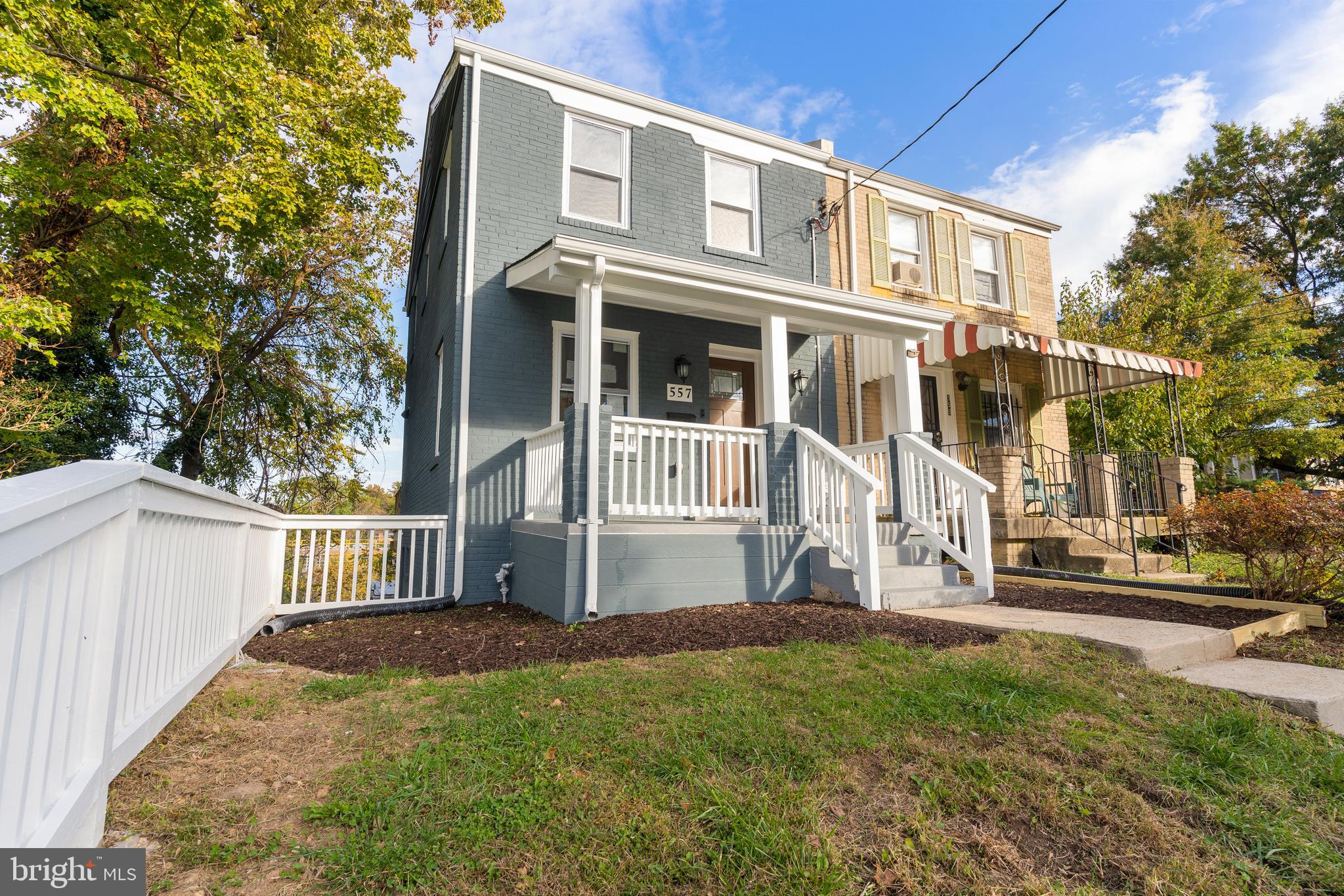 557 47th Street NE