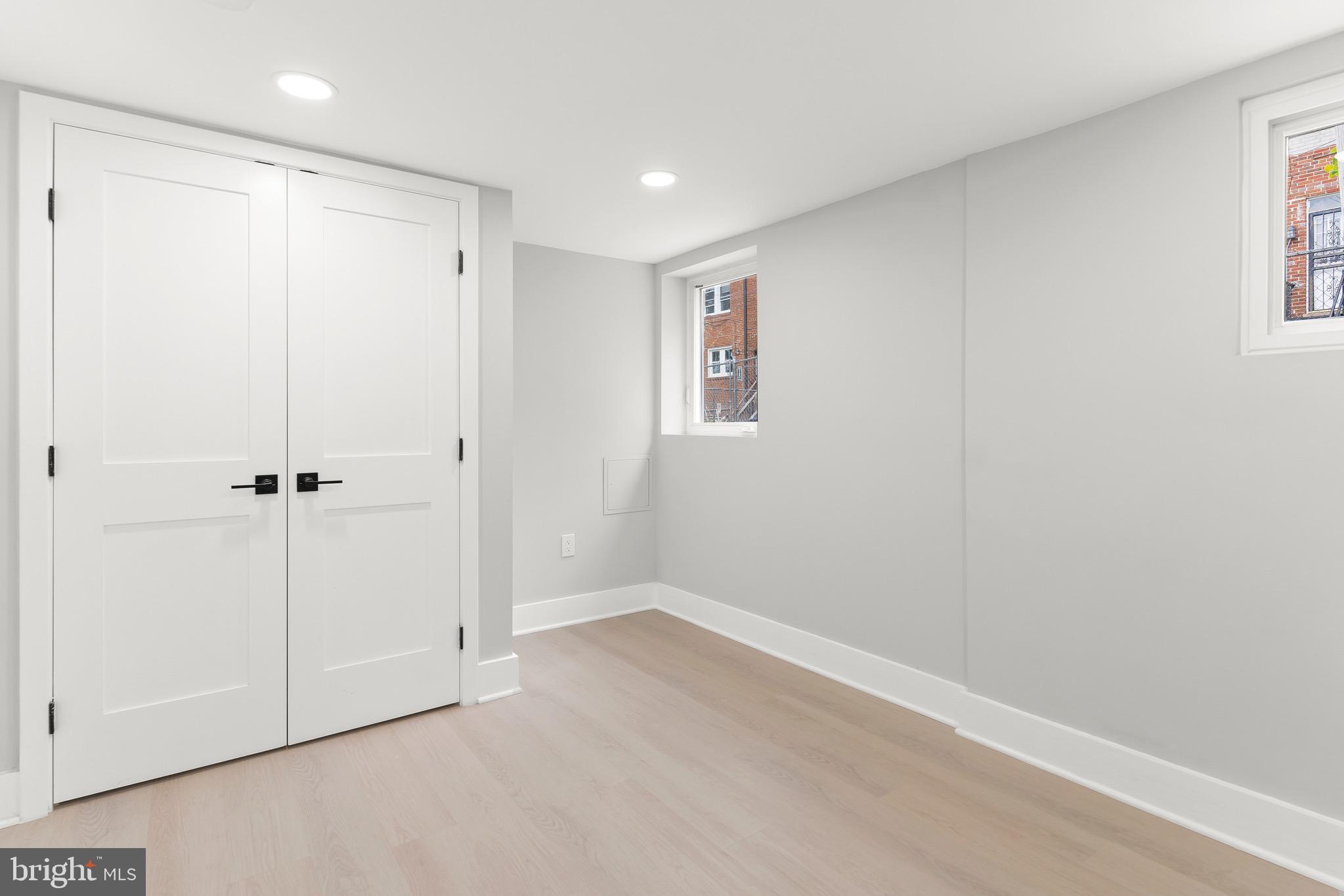 311 Farragut Street NW