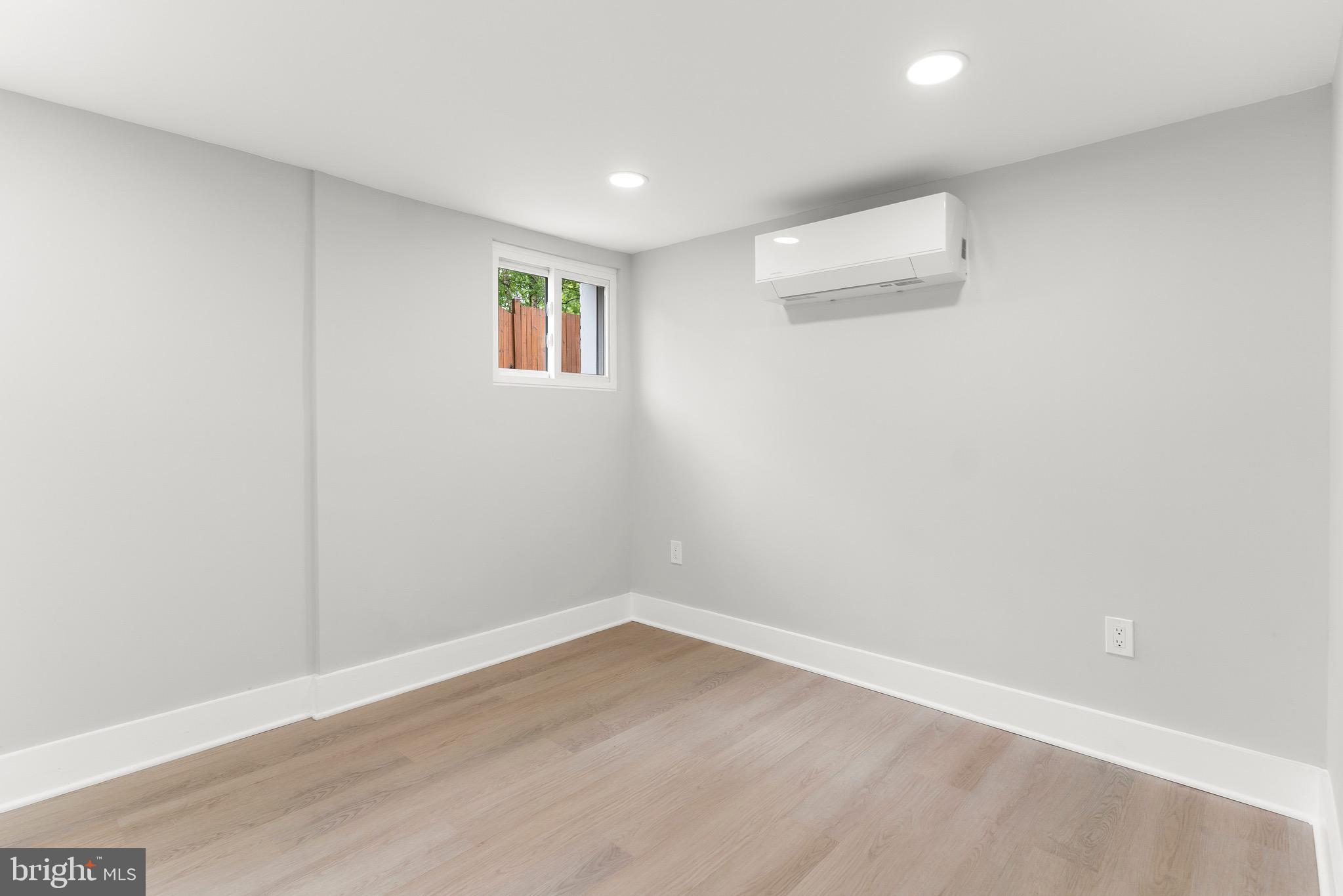 311 Farragut Street NW