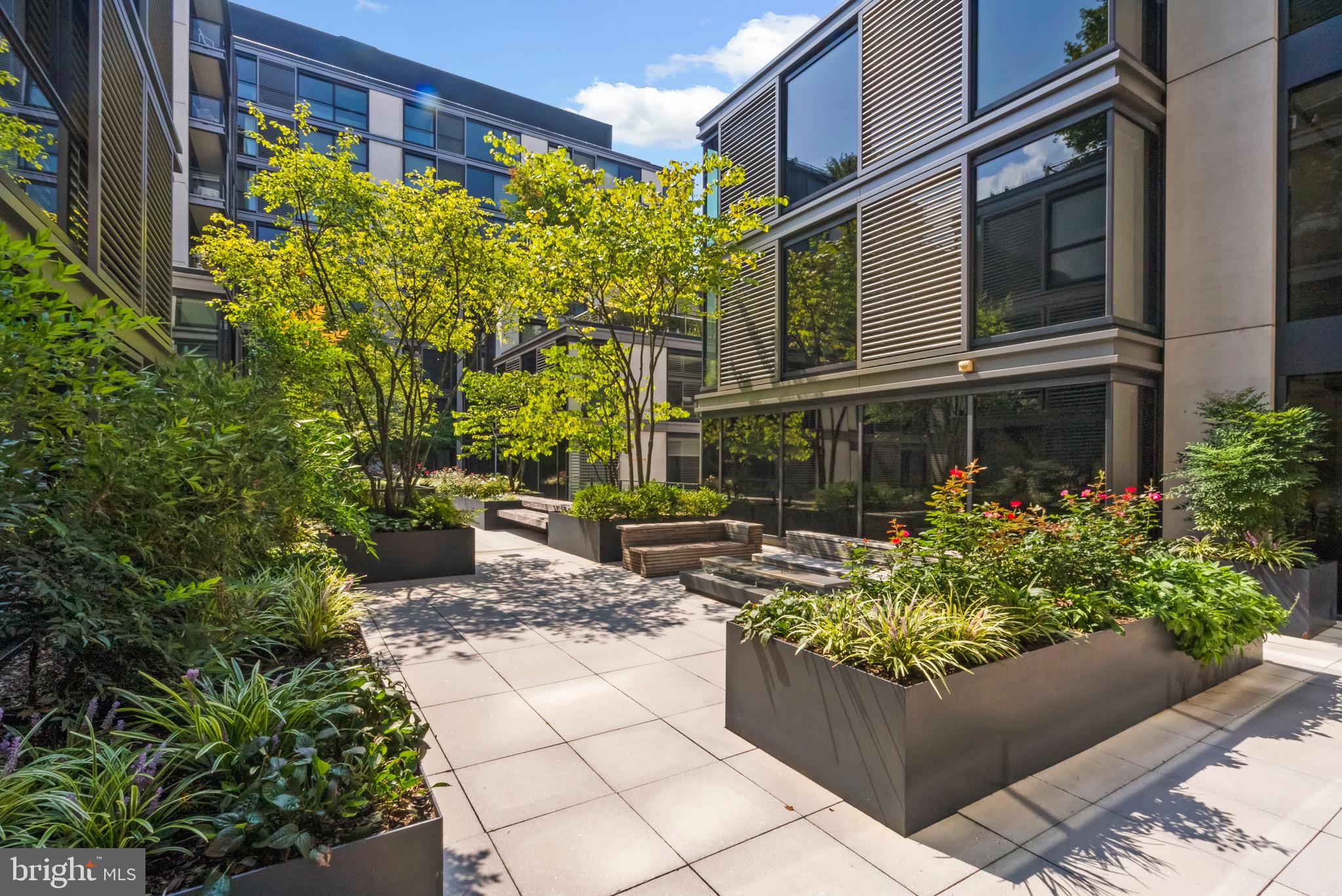 920 I Street NW Unit: 1009