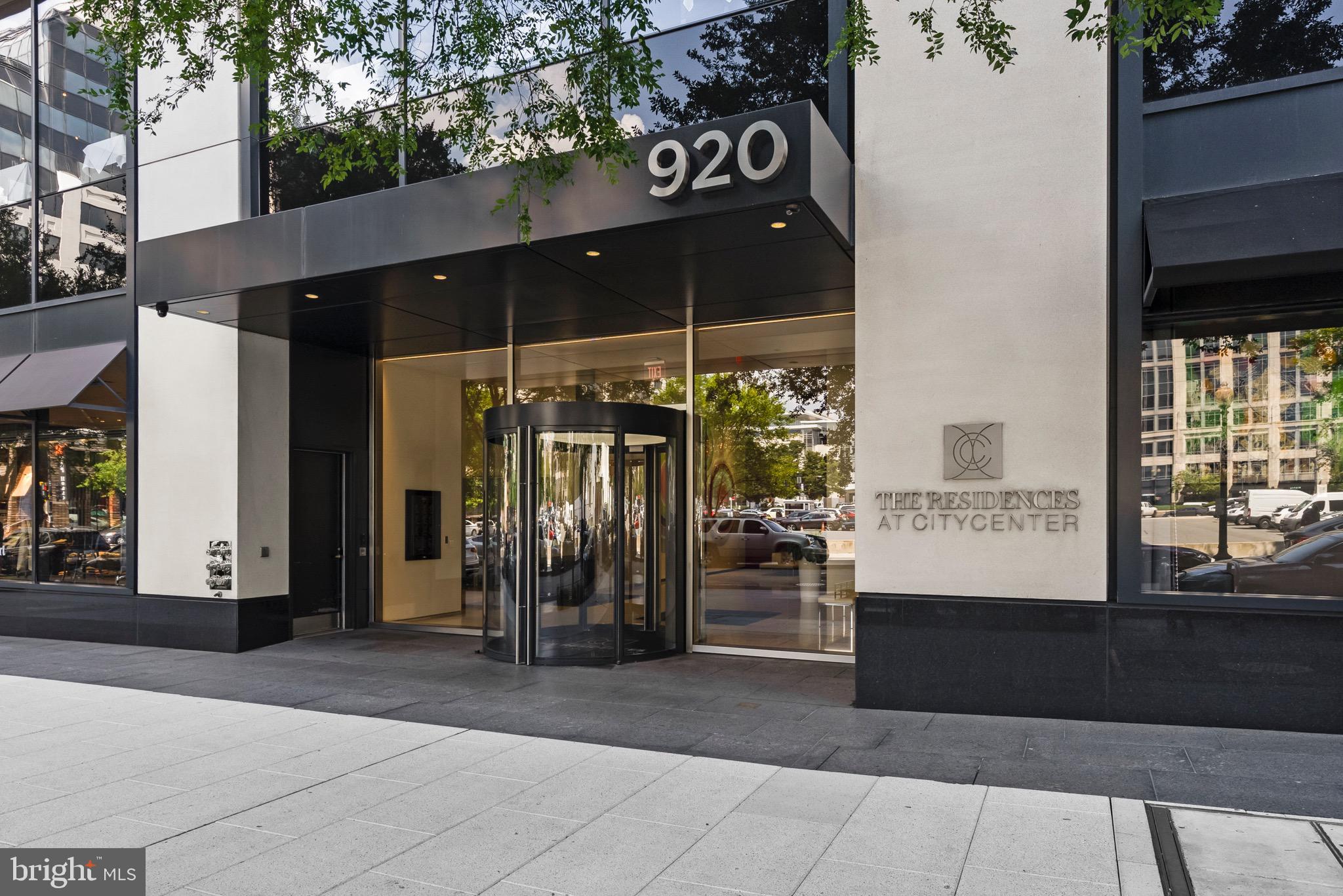 920 I Street NW Unit: 1009