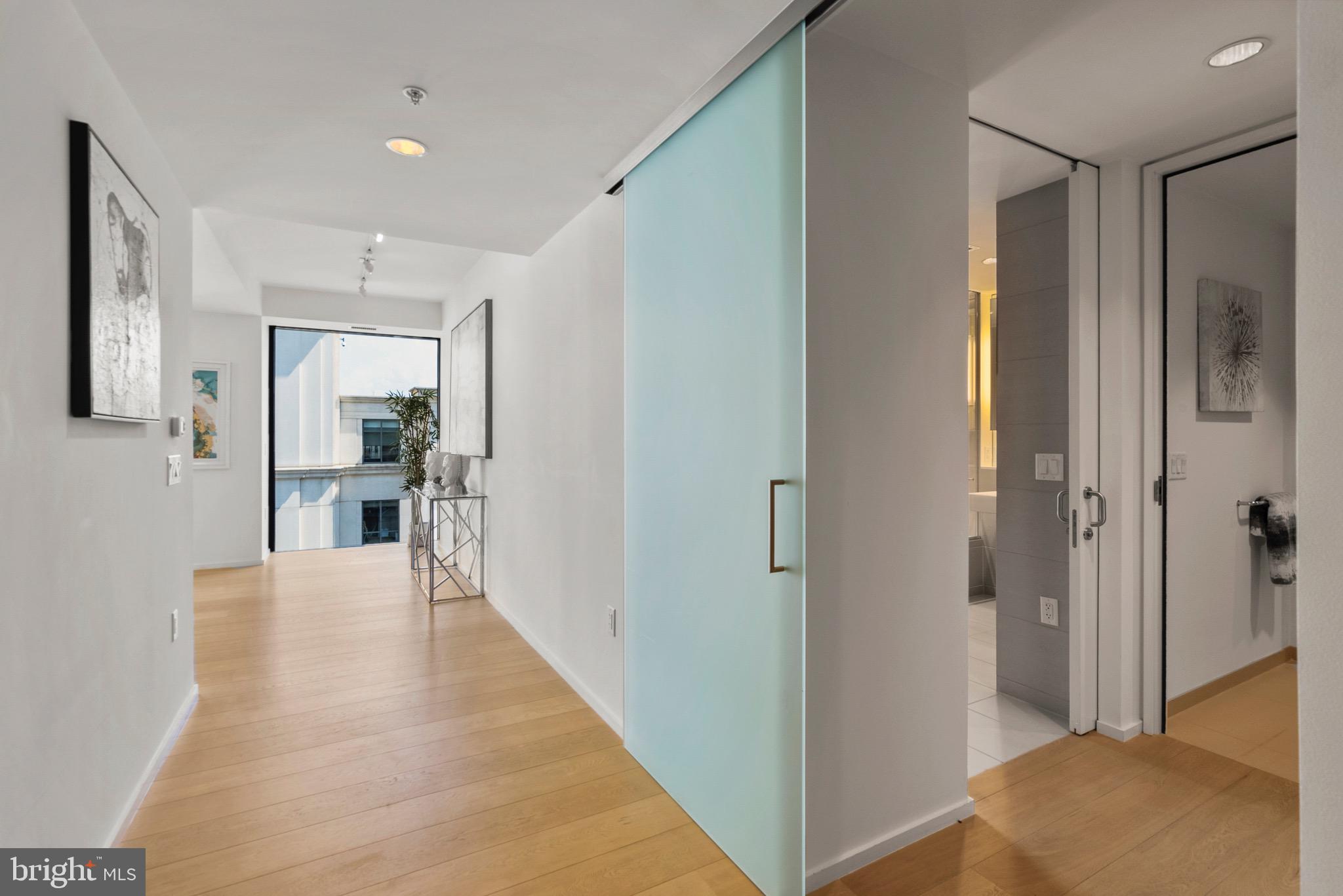 920 I Street NW Unit: 1009
