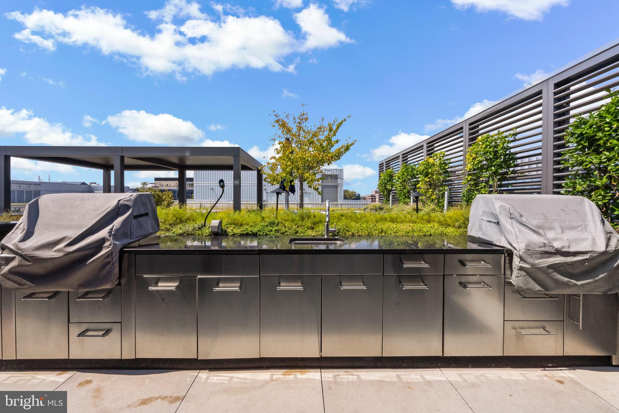 920 I Street NW Unit: 1009