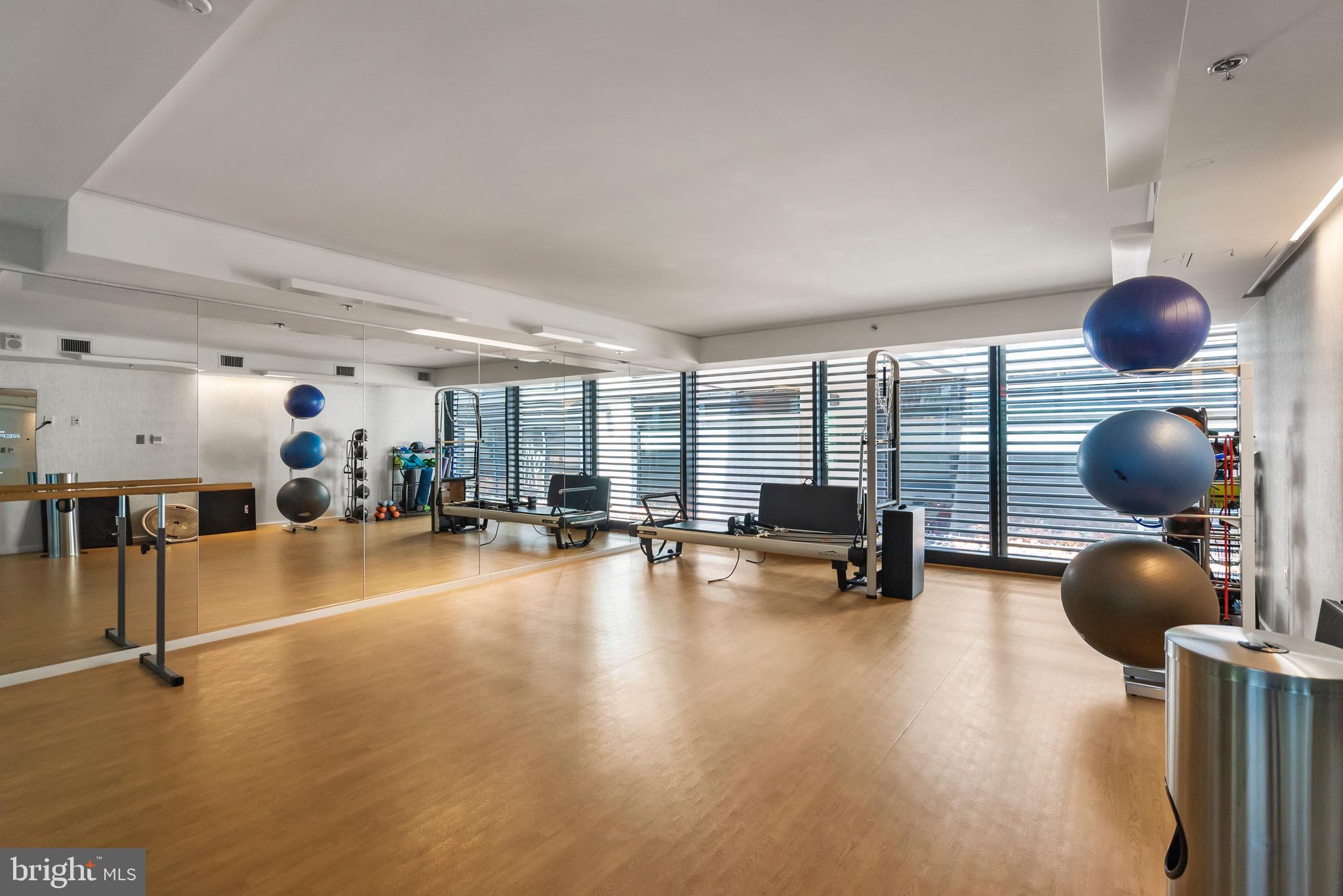 920 I Street NW Unit: 1009