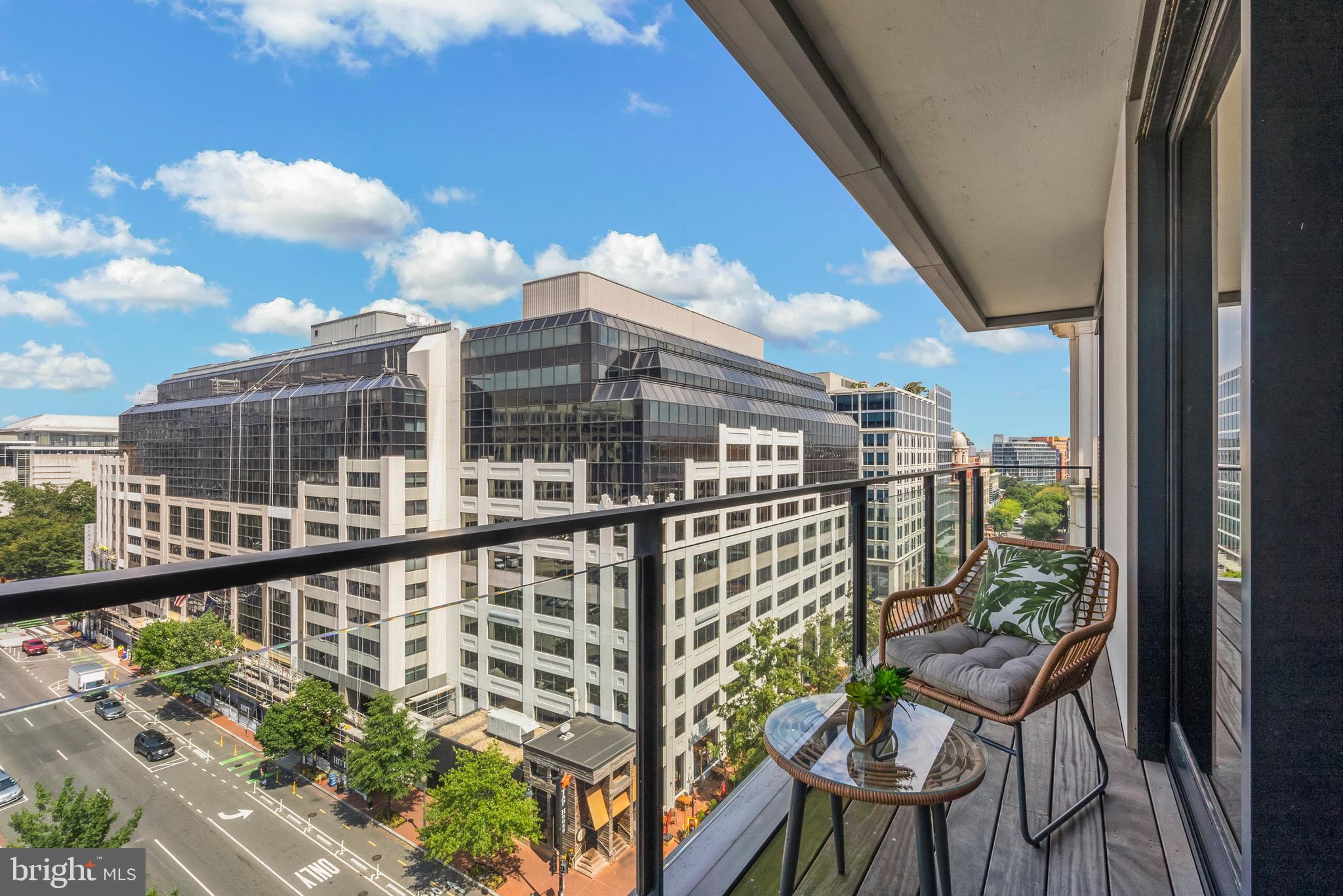 920 I Street NW Unit: 1009