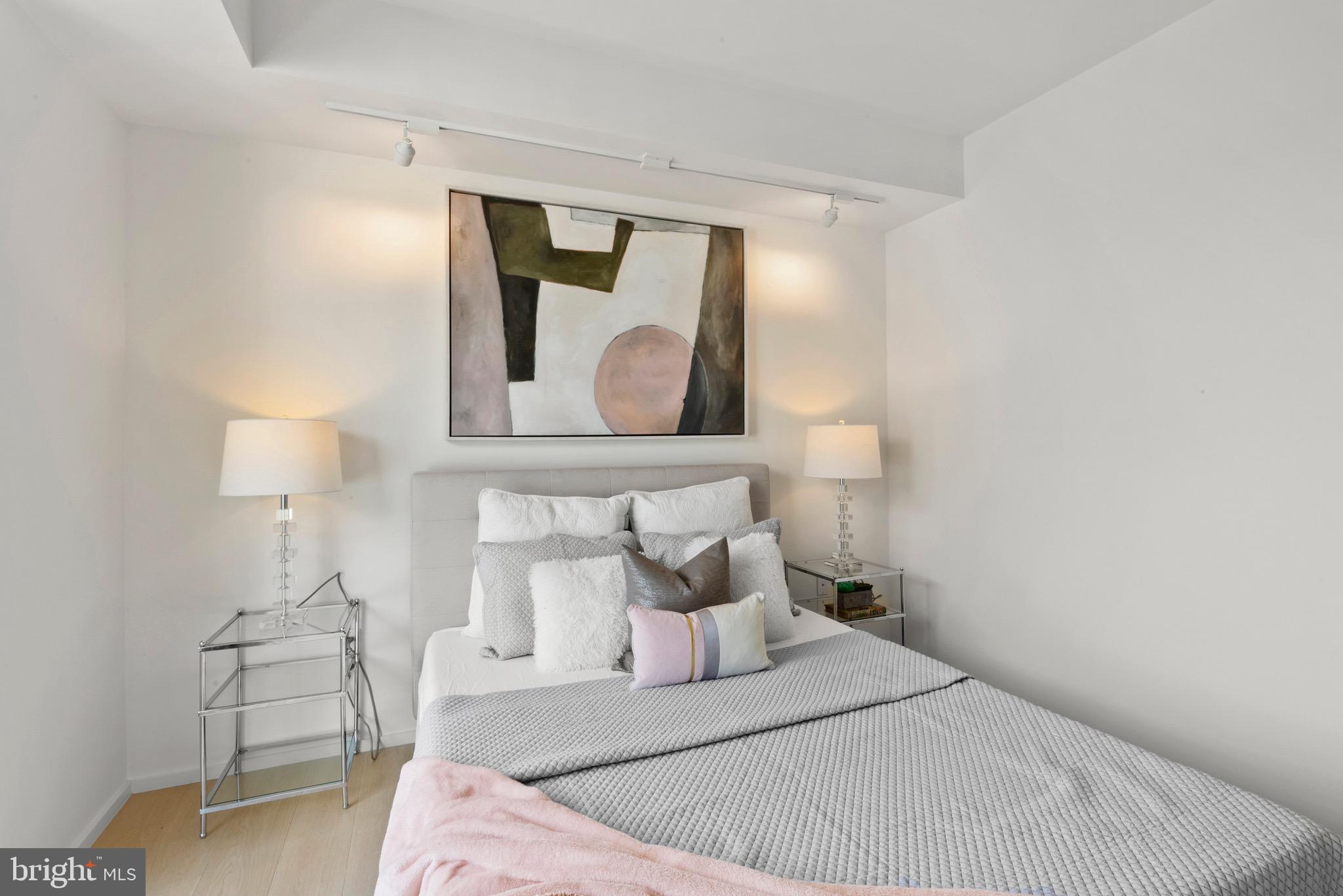 920 I Street NW Unit: 1009