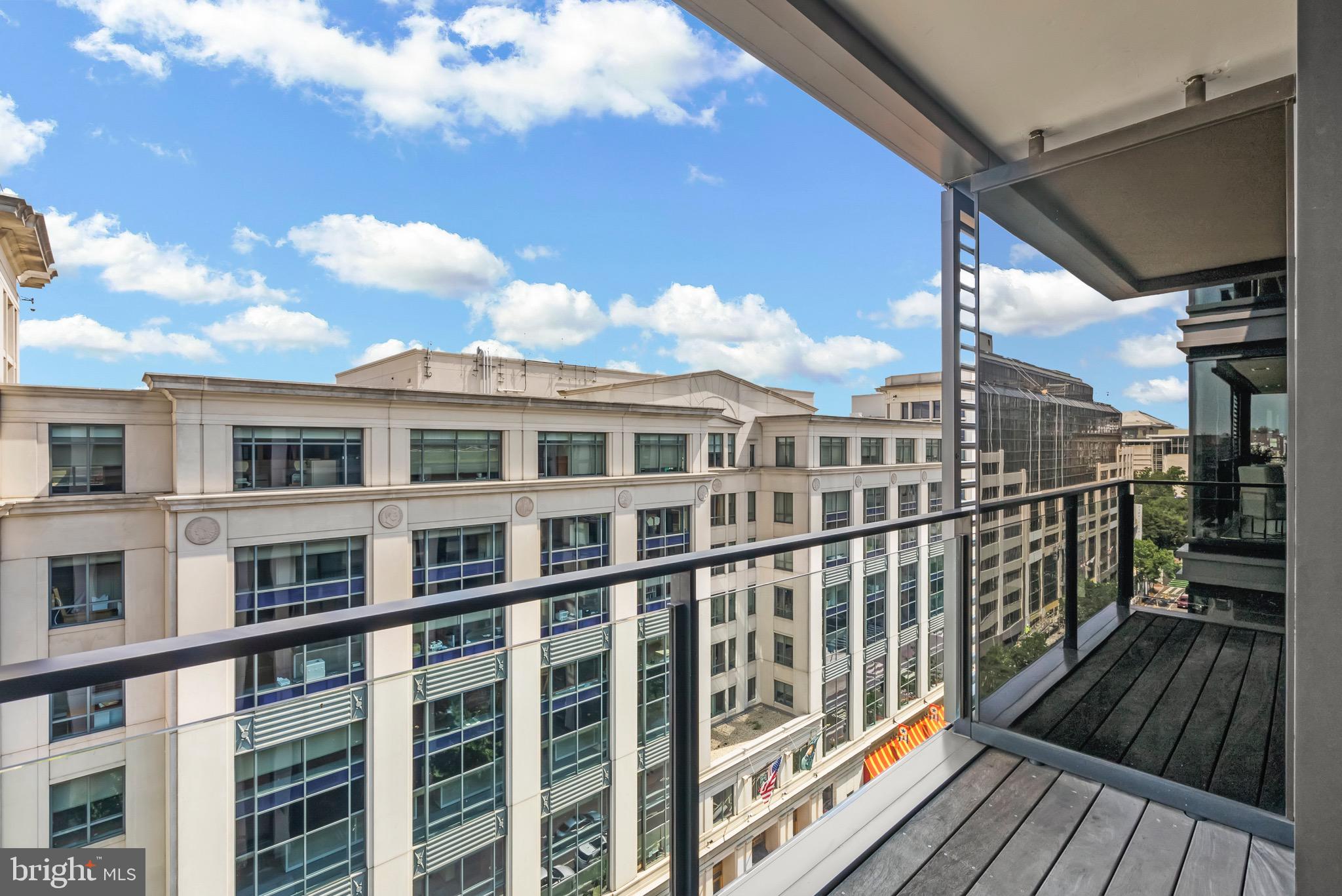 920 I Street NW Unit: 1009