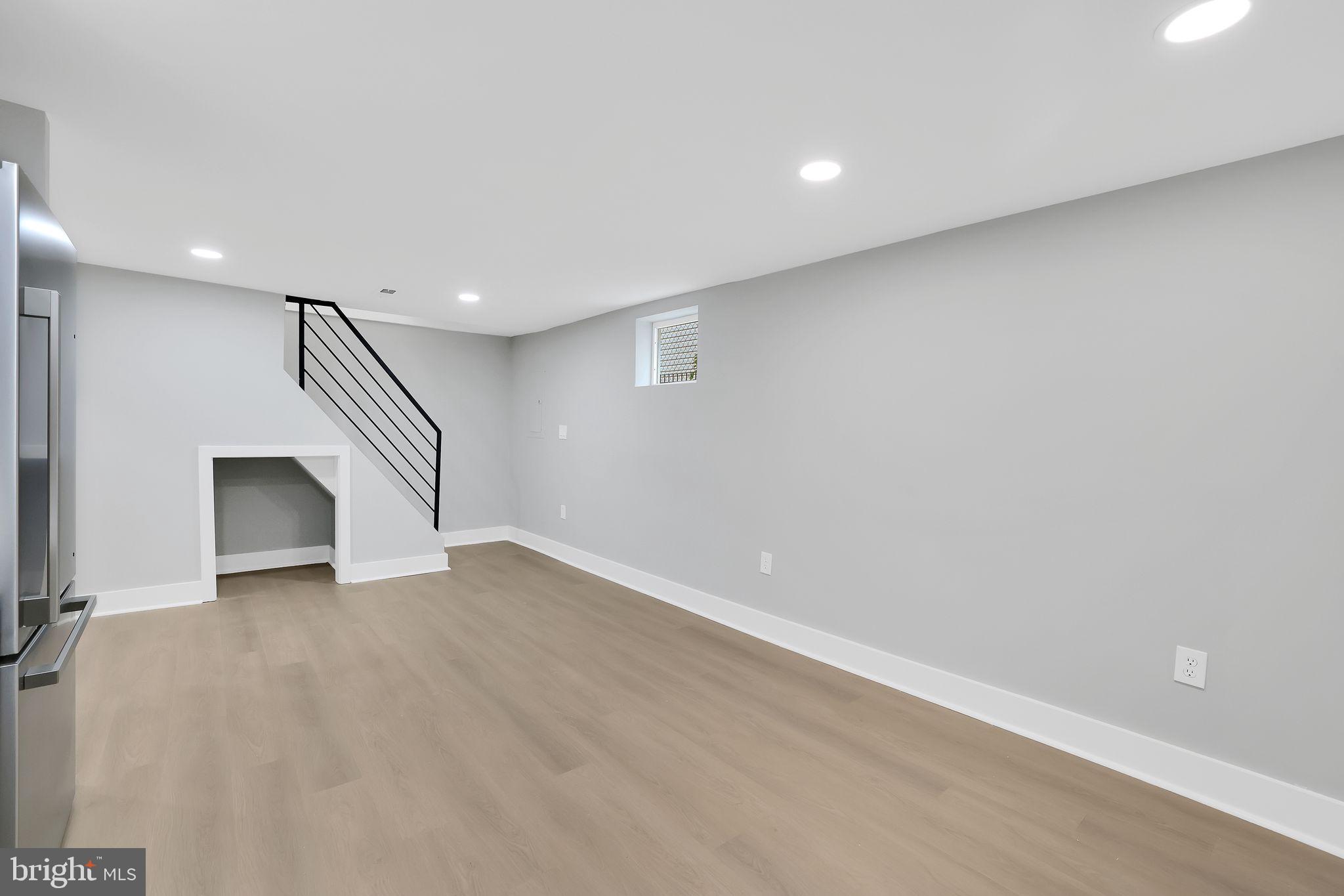 2825 Brentwood Rd NE
