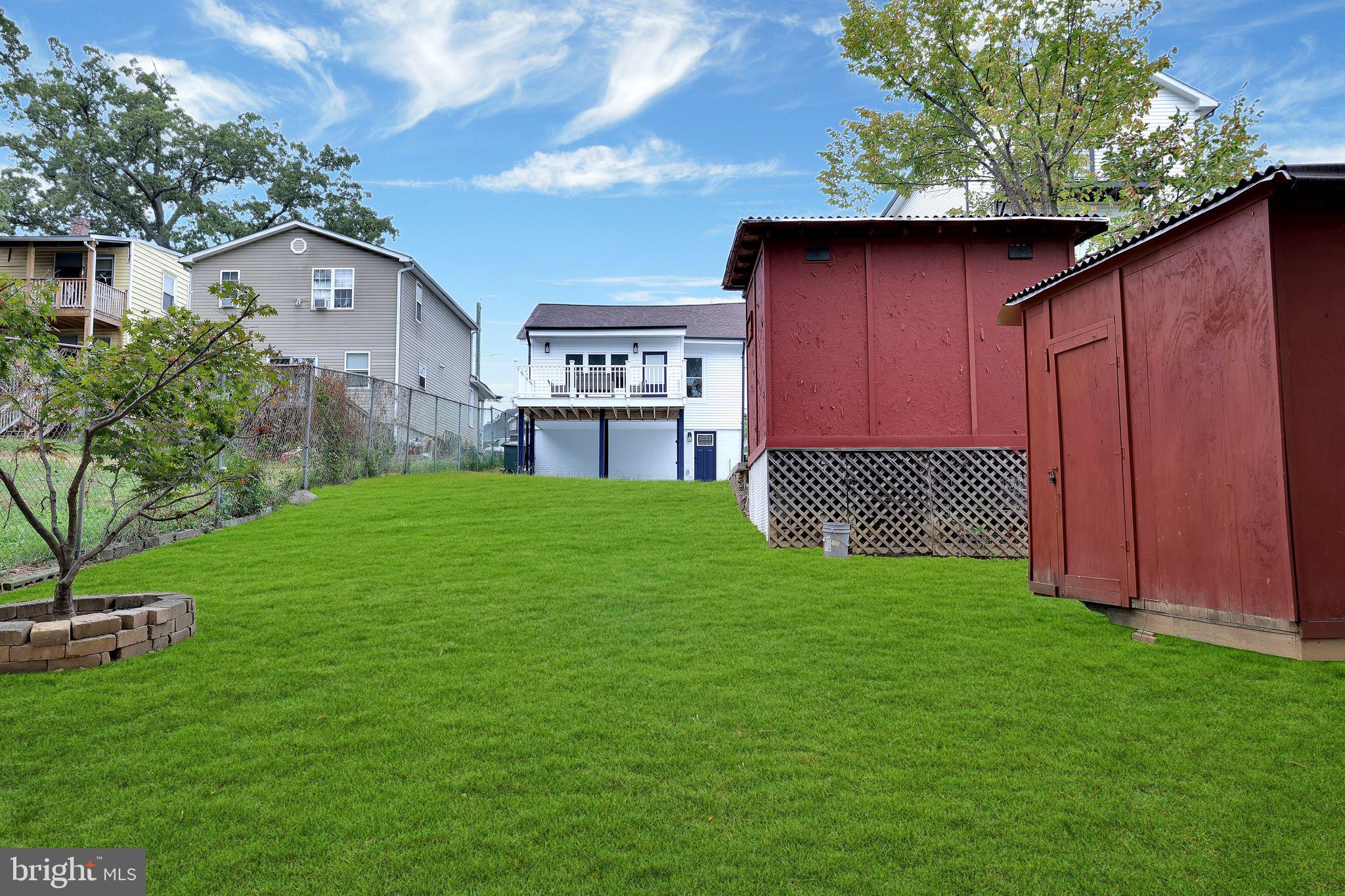 2825 Brentwood Rd NE