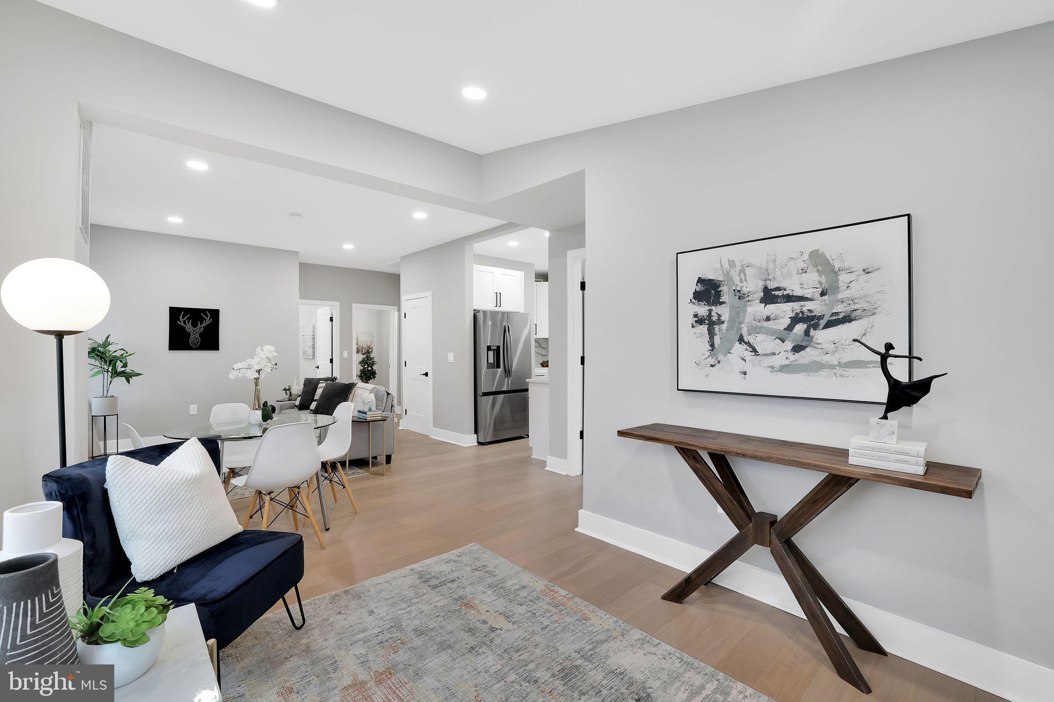 2825 Brentwood Rd NE