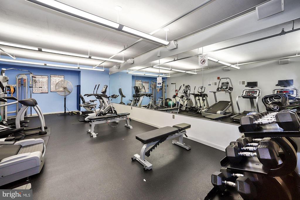 1300 N N St NW #306