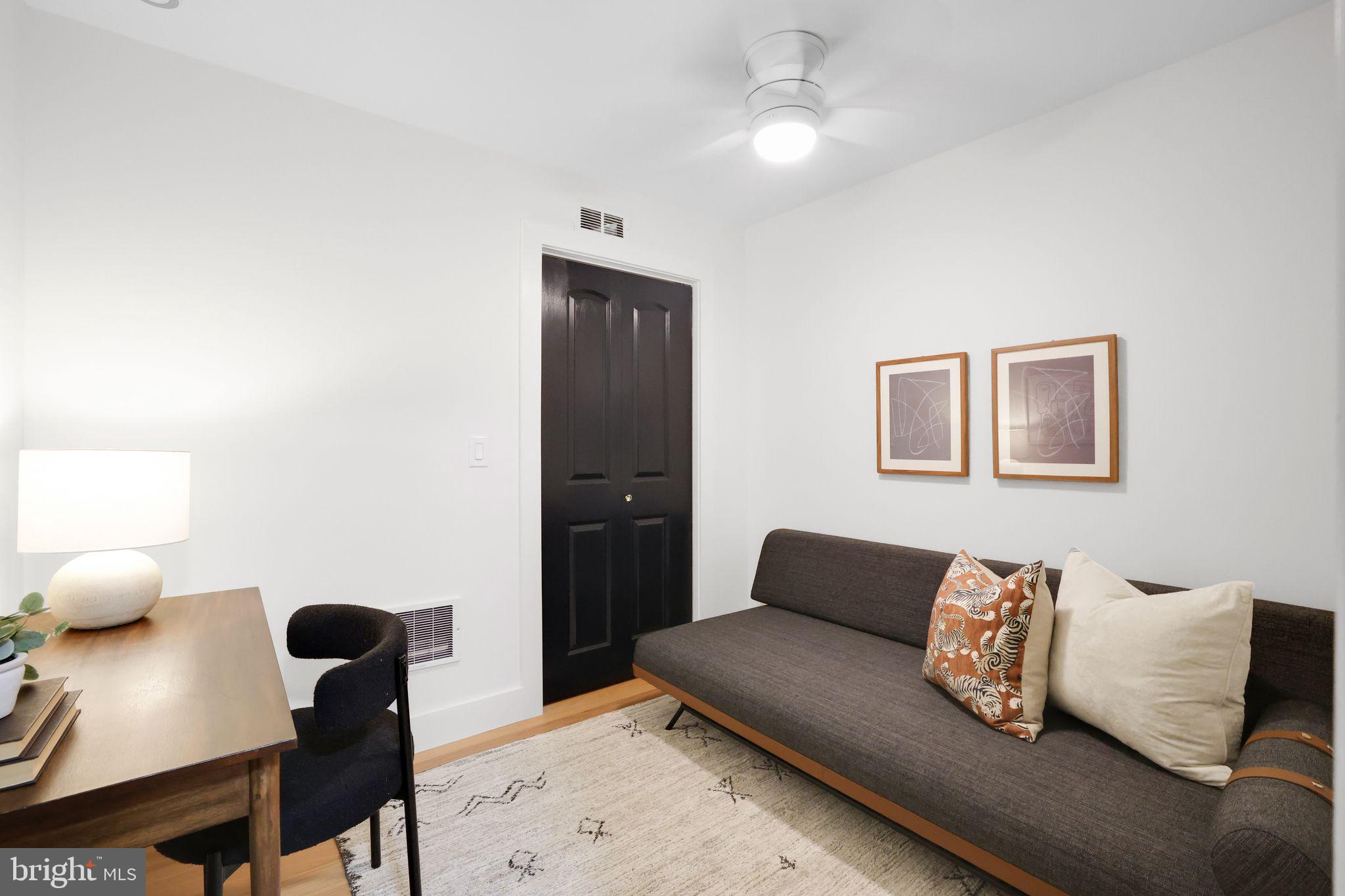 2030 F St NW #304