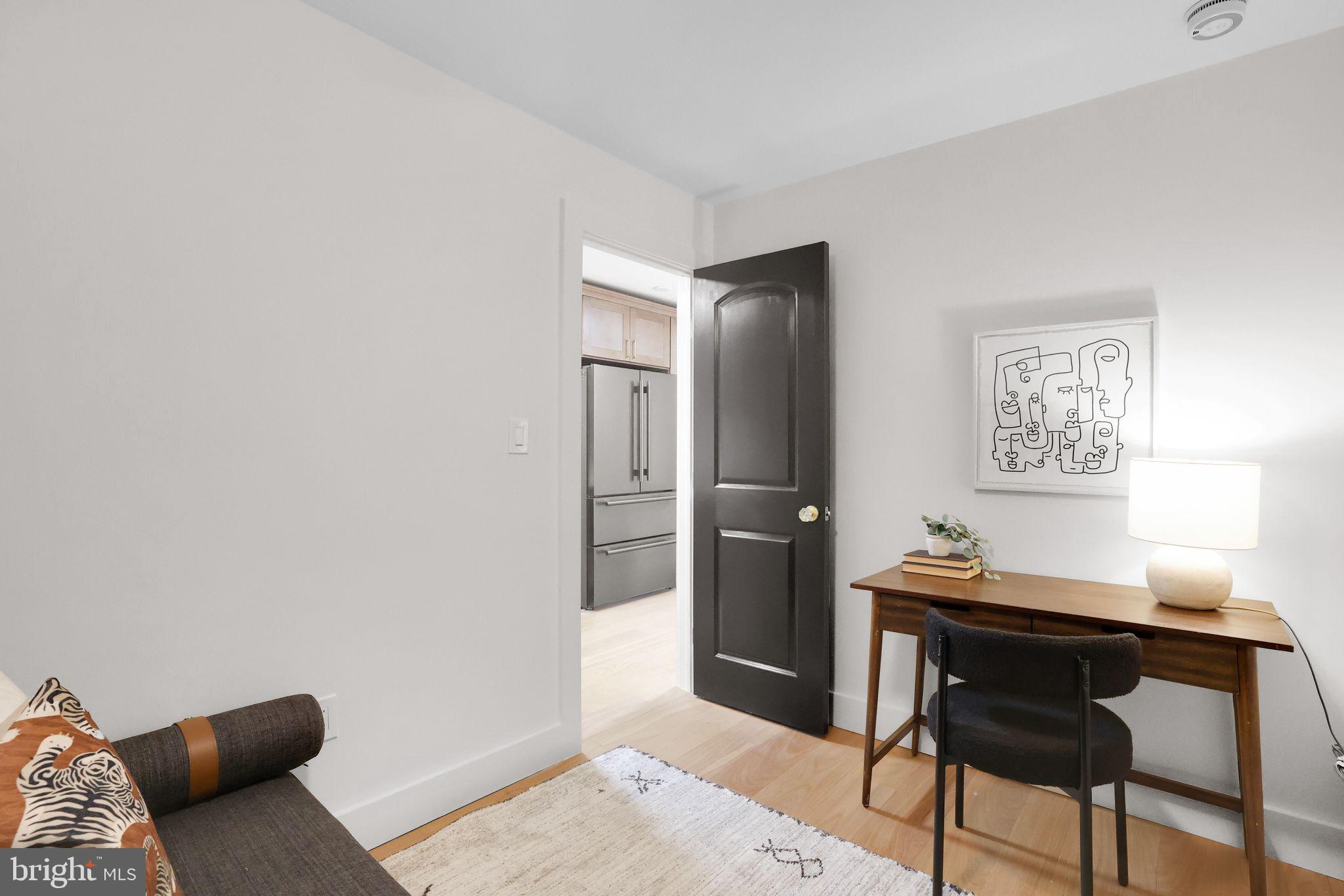 2030 F St NW #304