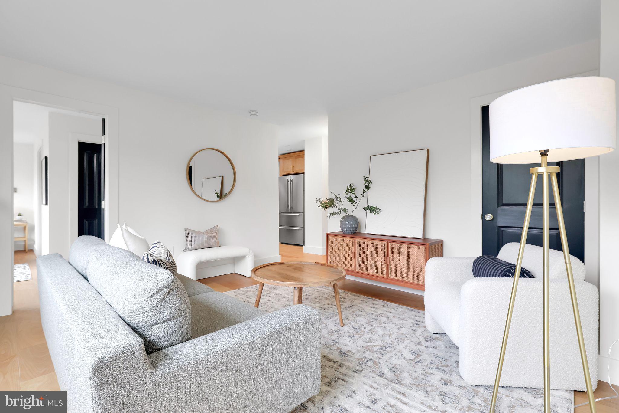 2030 F St NW #304