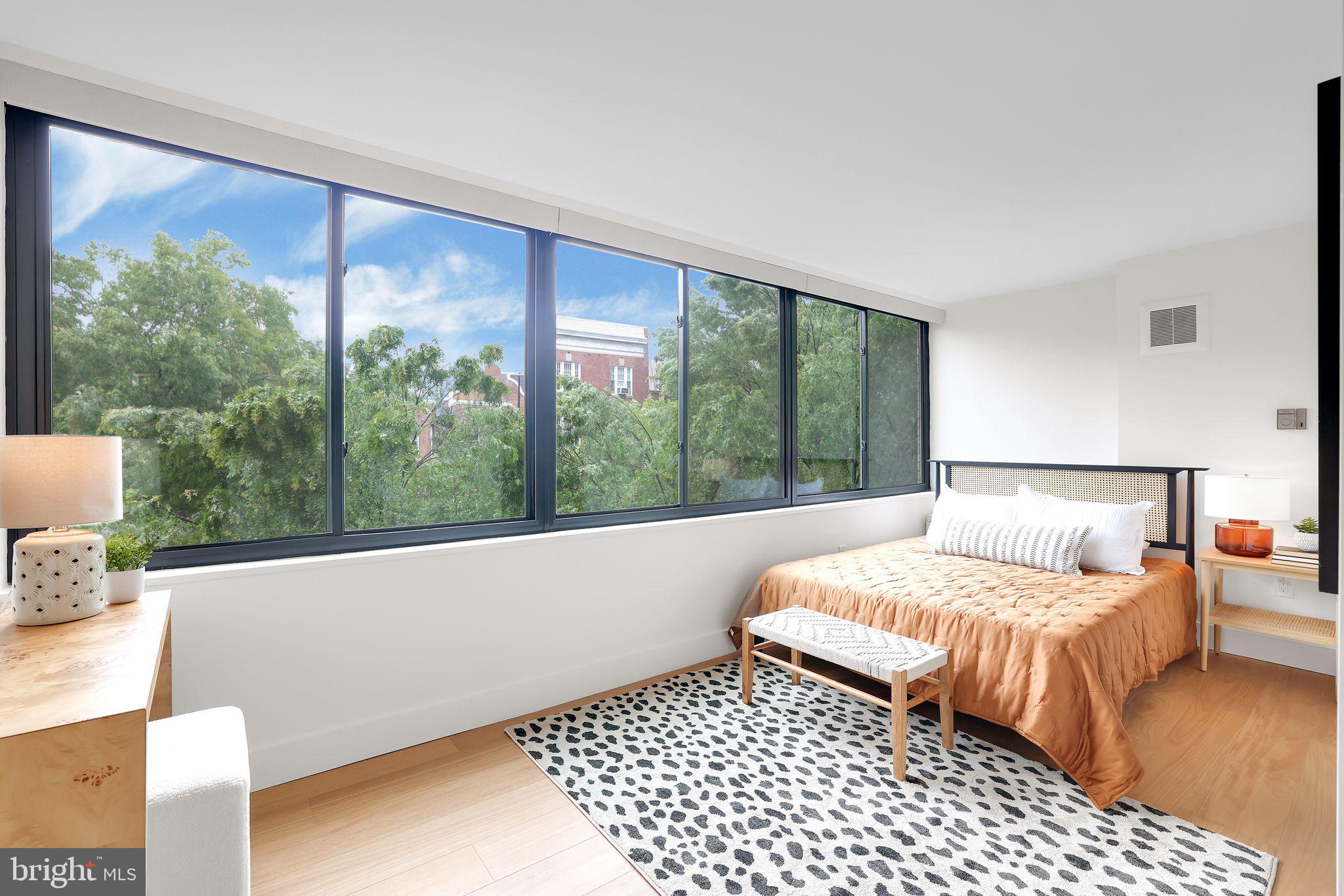 2030 F St NW #304