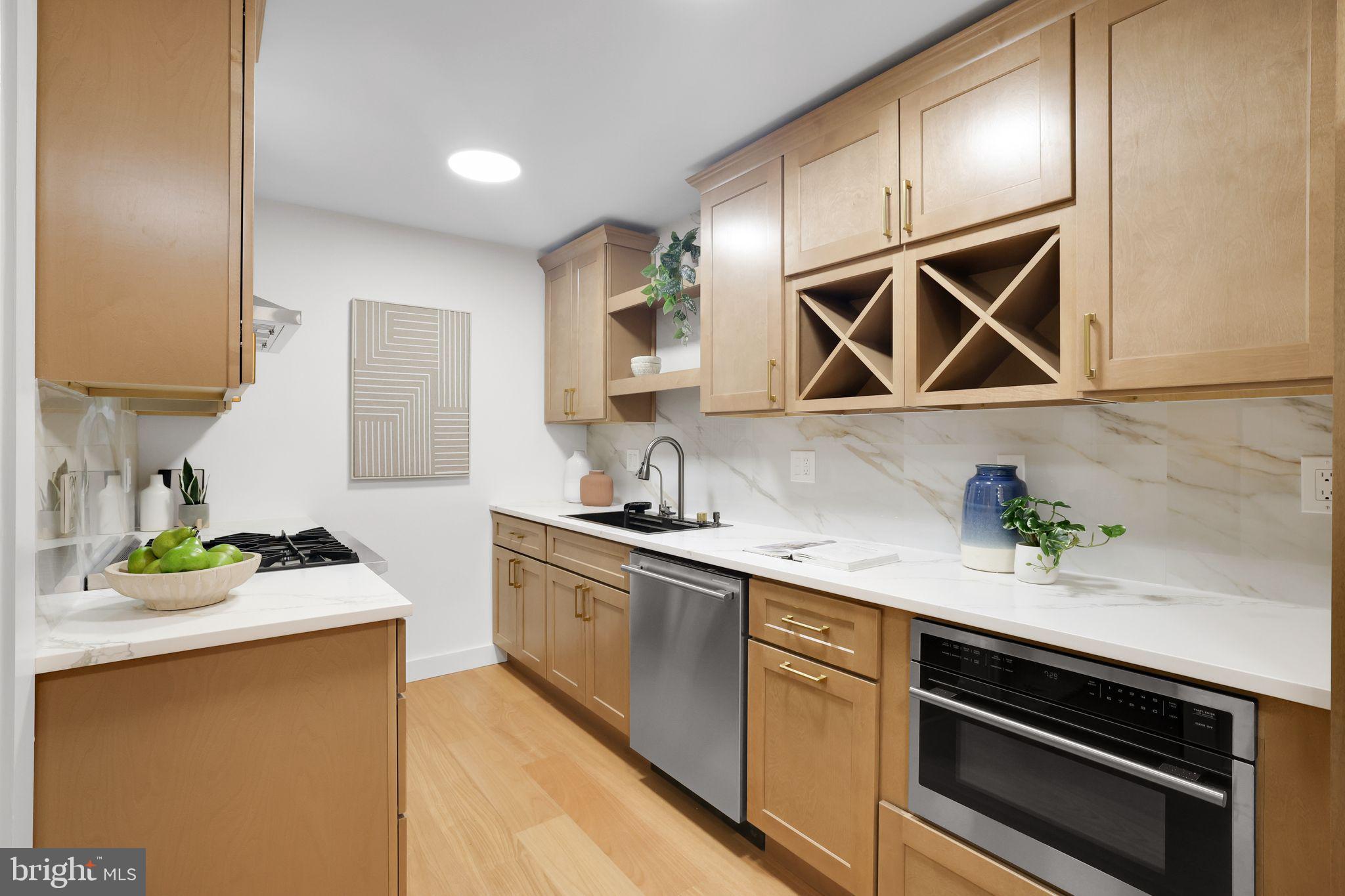 2030 F St NW #304