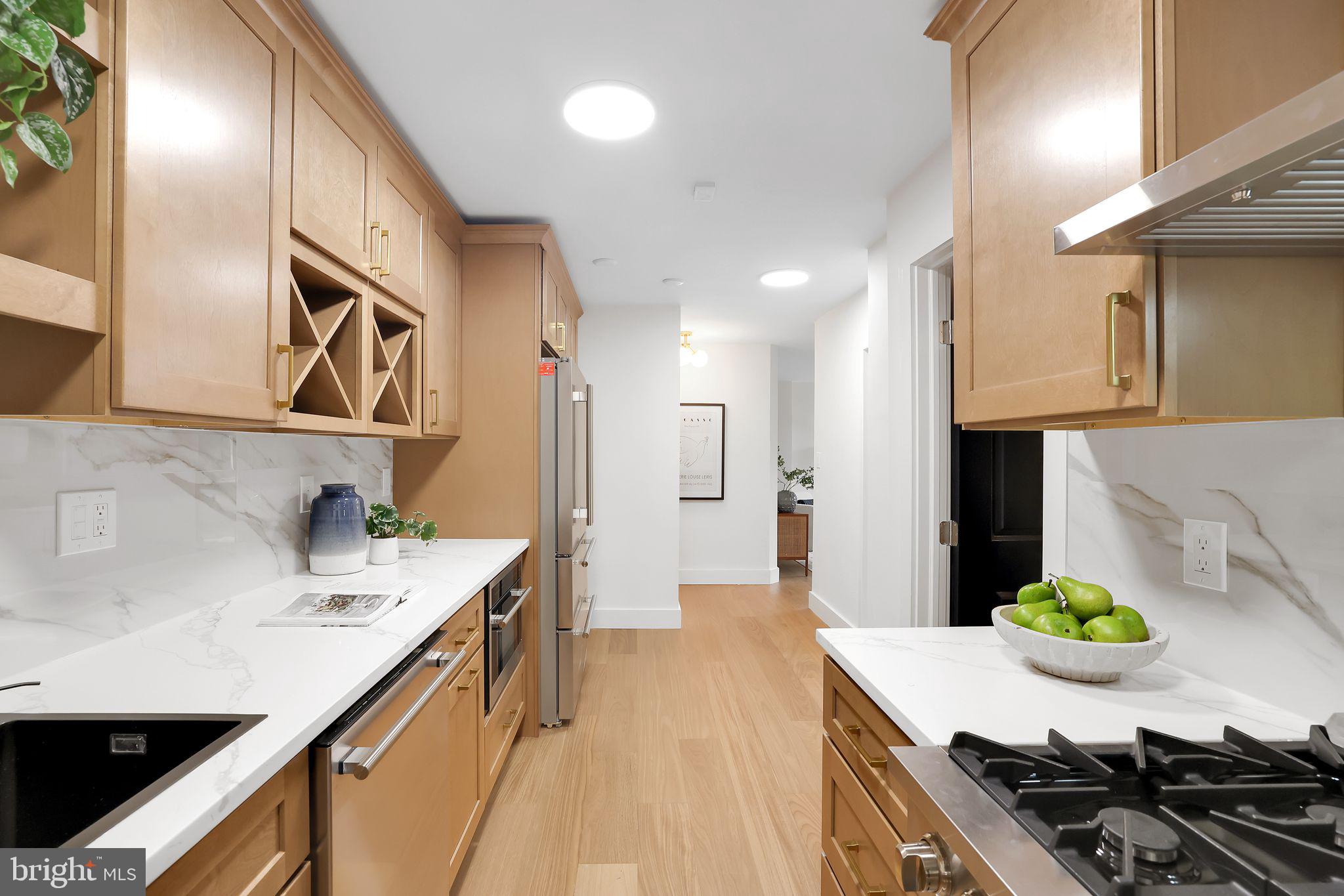2030 F St NW #304