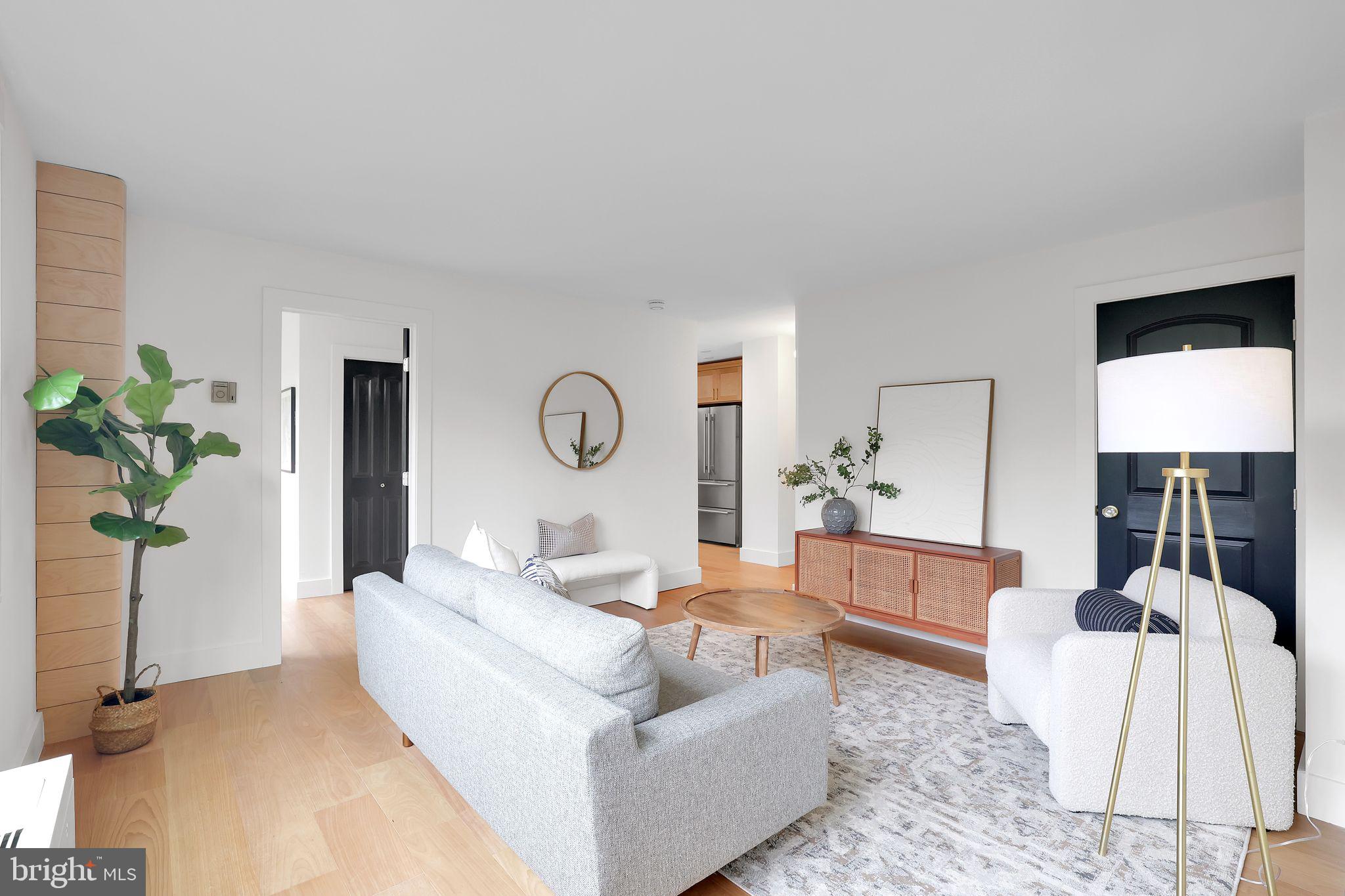 2030 F St NW #304