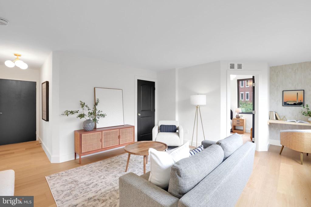 2030 F St NW #304