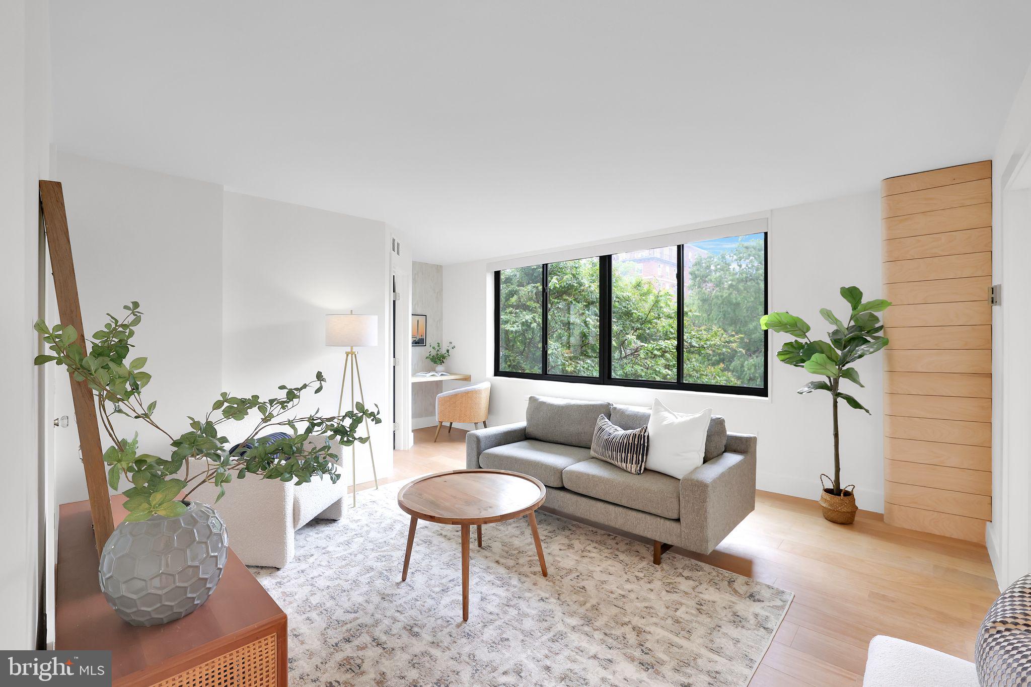 2030 F St NW #304