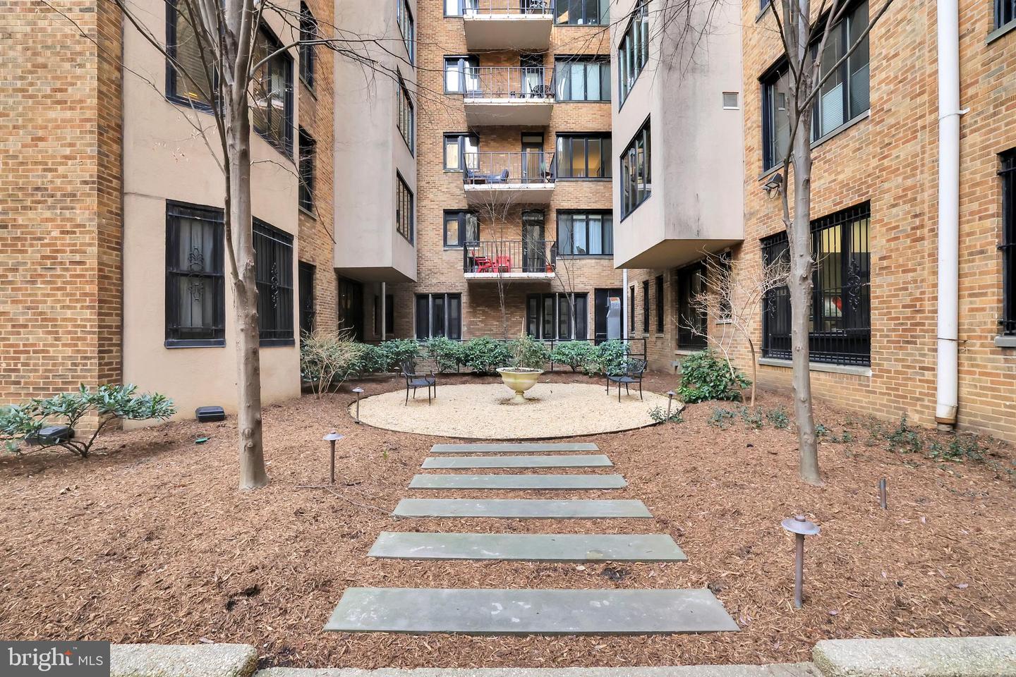 1701 16th St NW #330