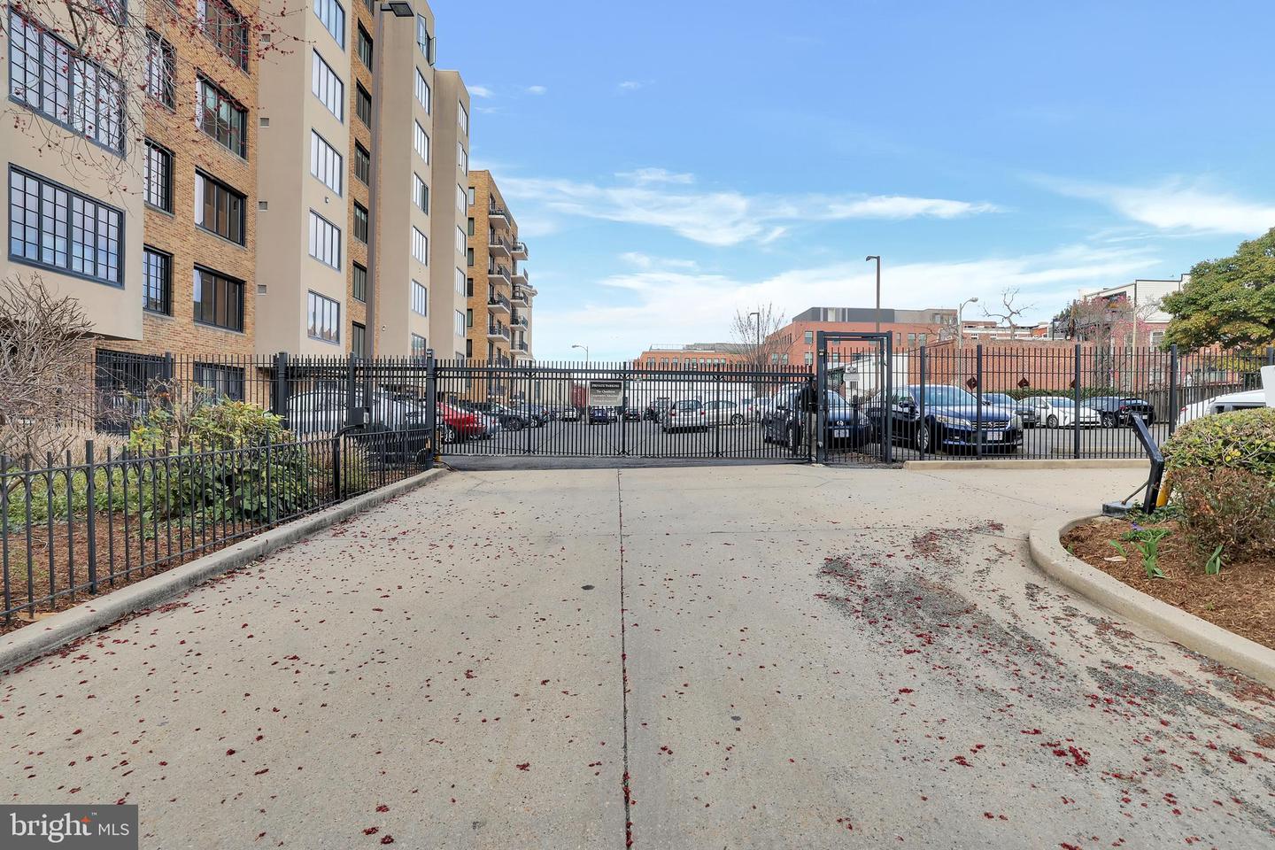 1701 16th St NW #330
