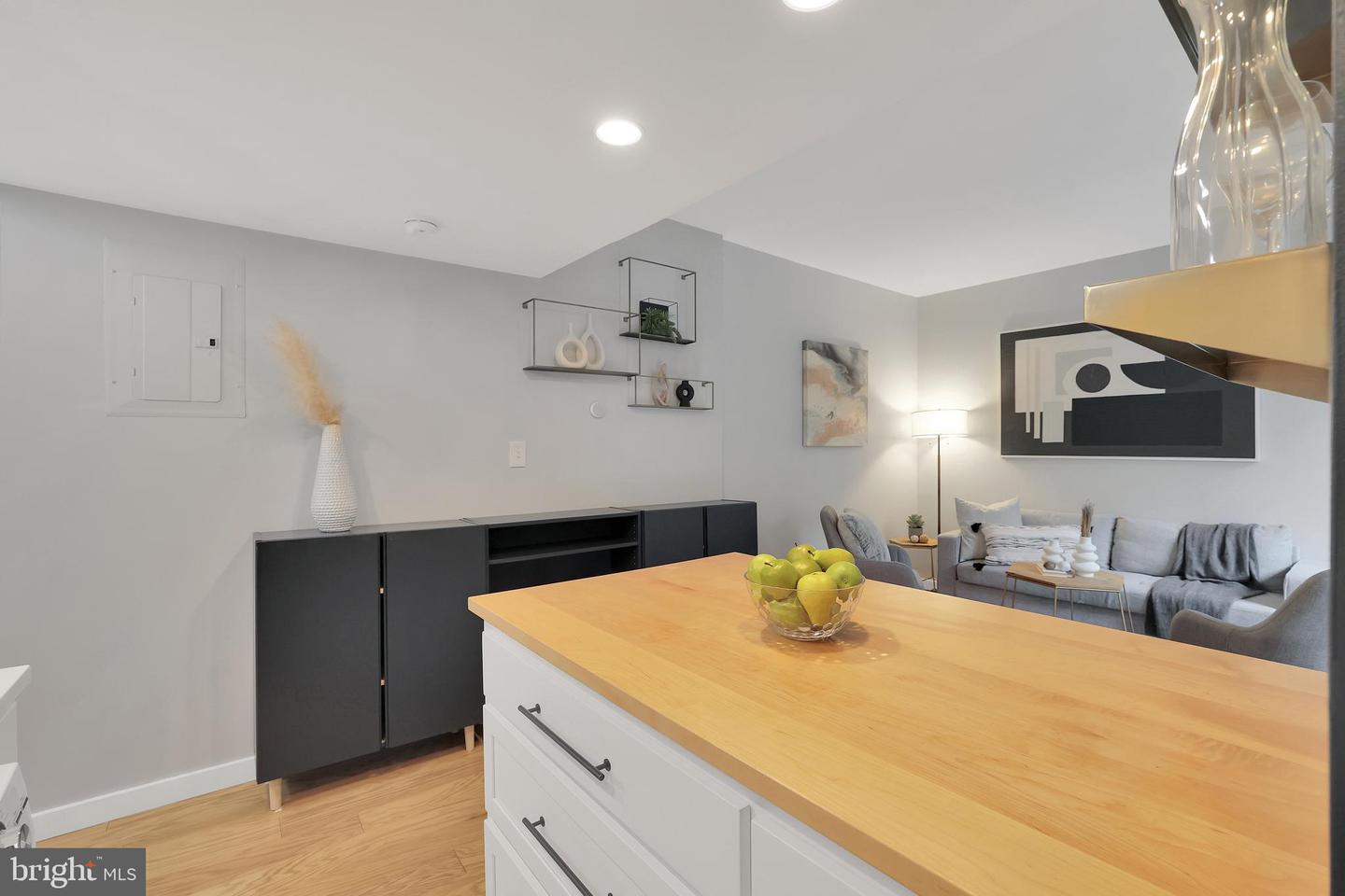 1701 16th St NW #330