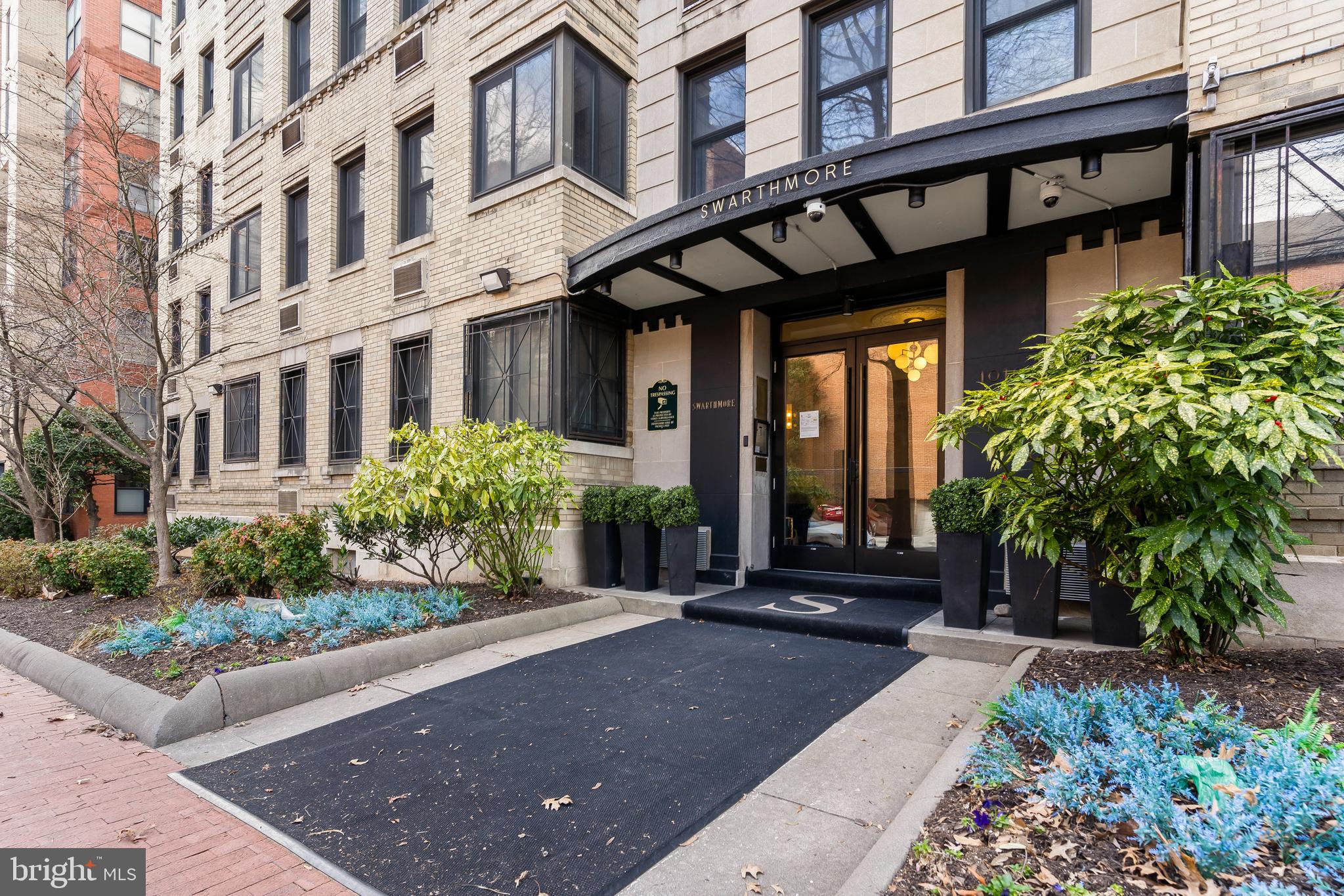 1010 25th St NW #405